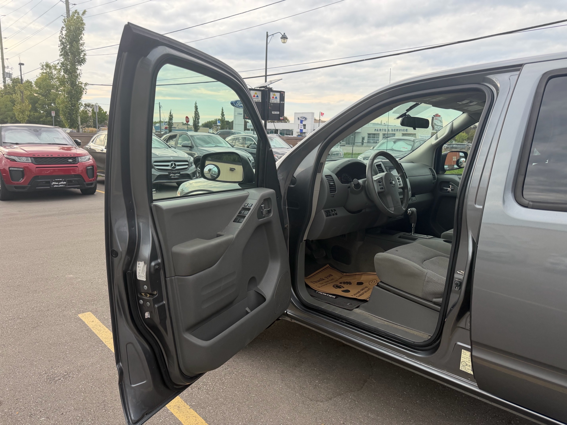 /carage/2017-Nissan-Frontier-8634228796250873.jpg