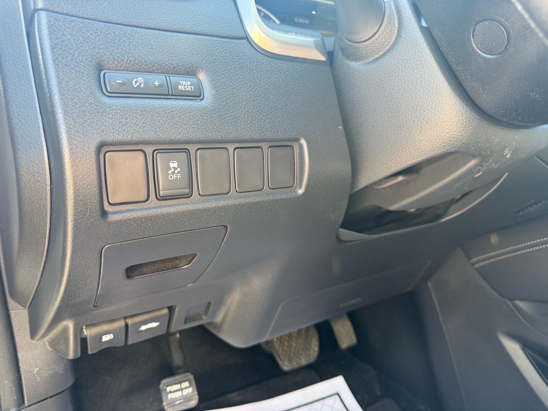 /carage/2017-Nissan-Murano-019658353206803536.jpg