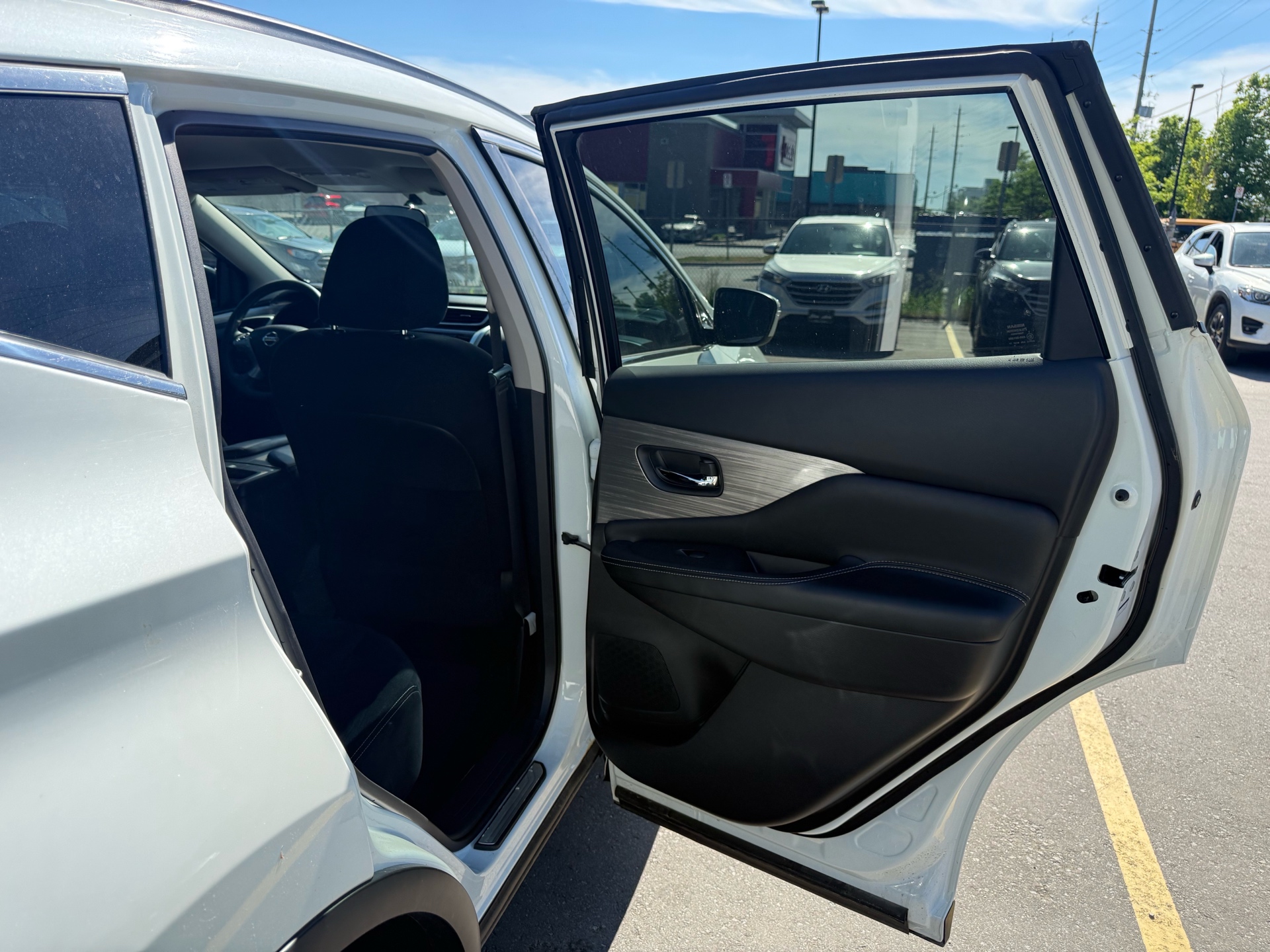 /carage/2017-Nissan-Murano-38843655844447356.jpg