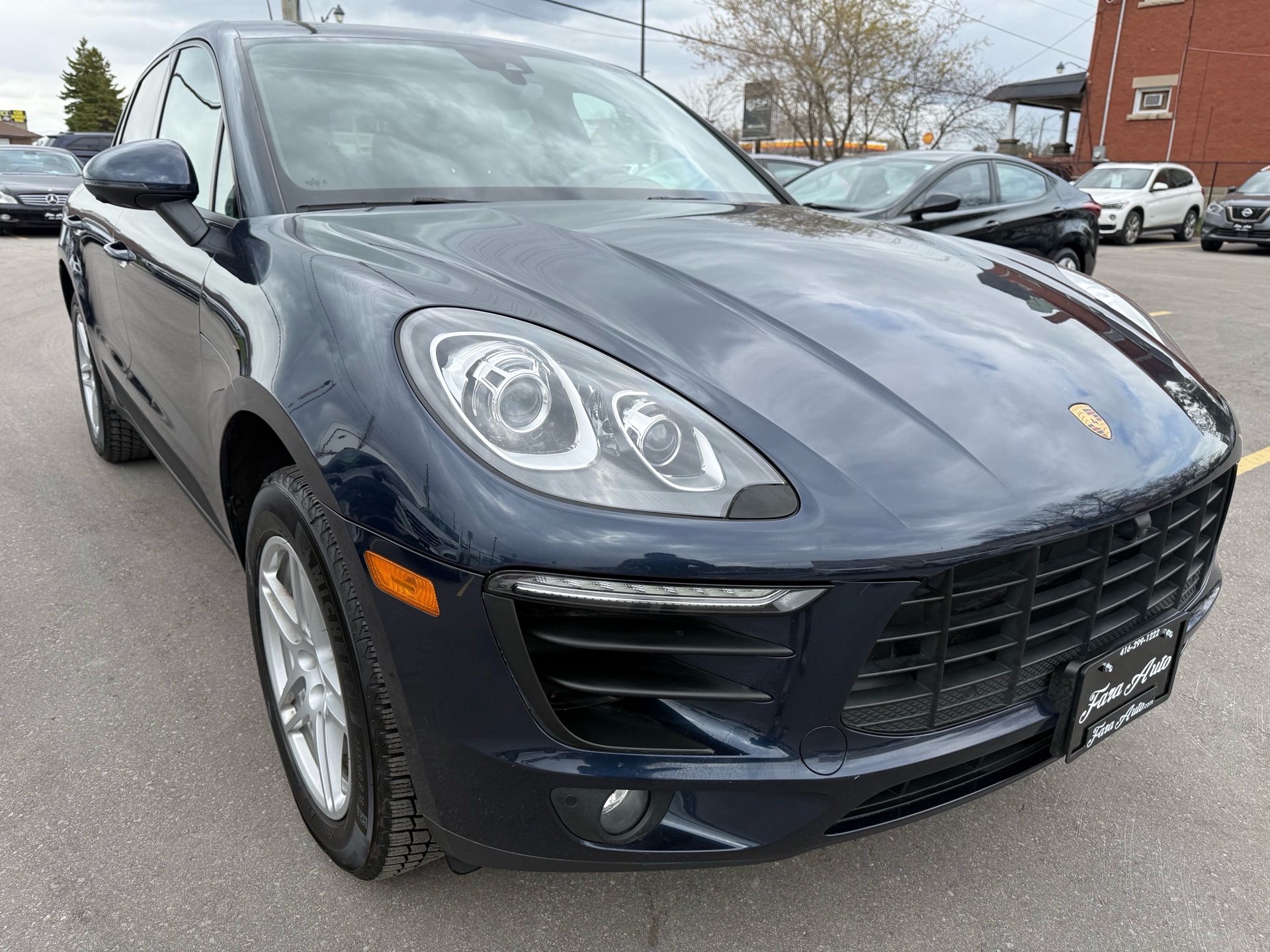/carage/2017-Porsche-Macan-6072069949025725.jpg