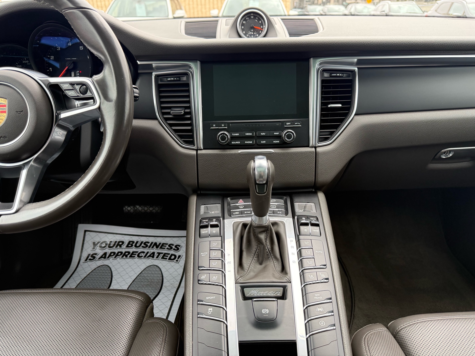 /carage/2017-Porsche-Macan-6542150476730857.jpg