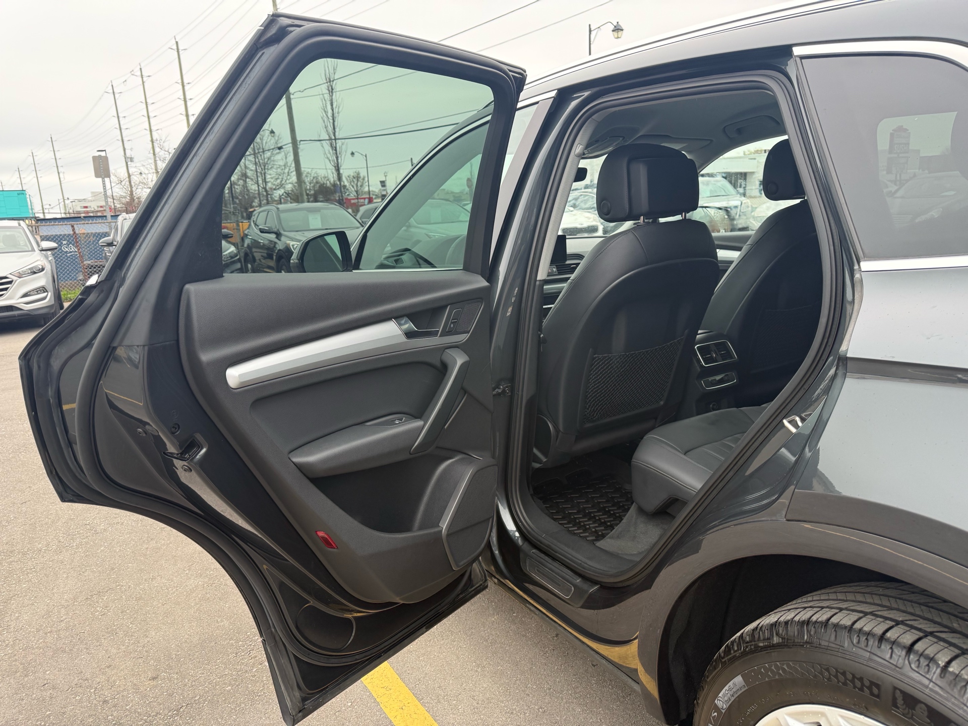 /carage/2018-Audi-Q5-56654953259094.jpg