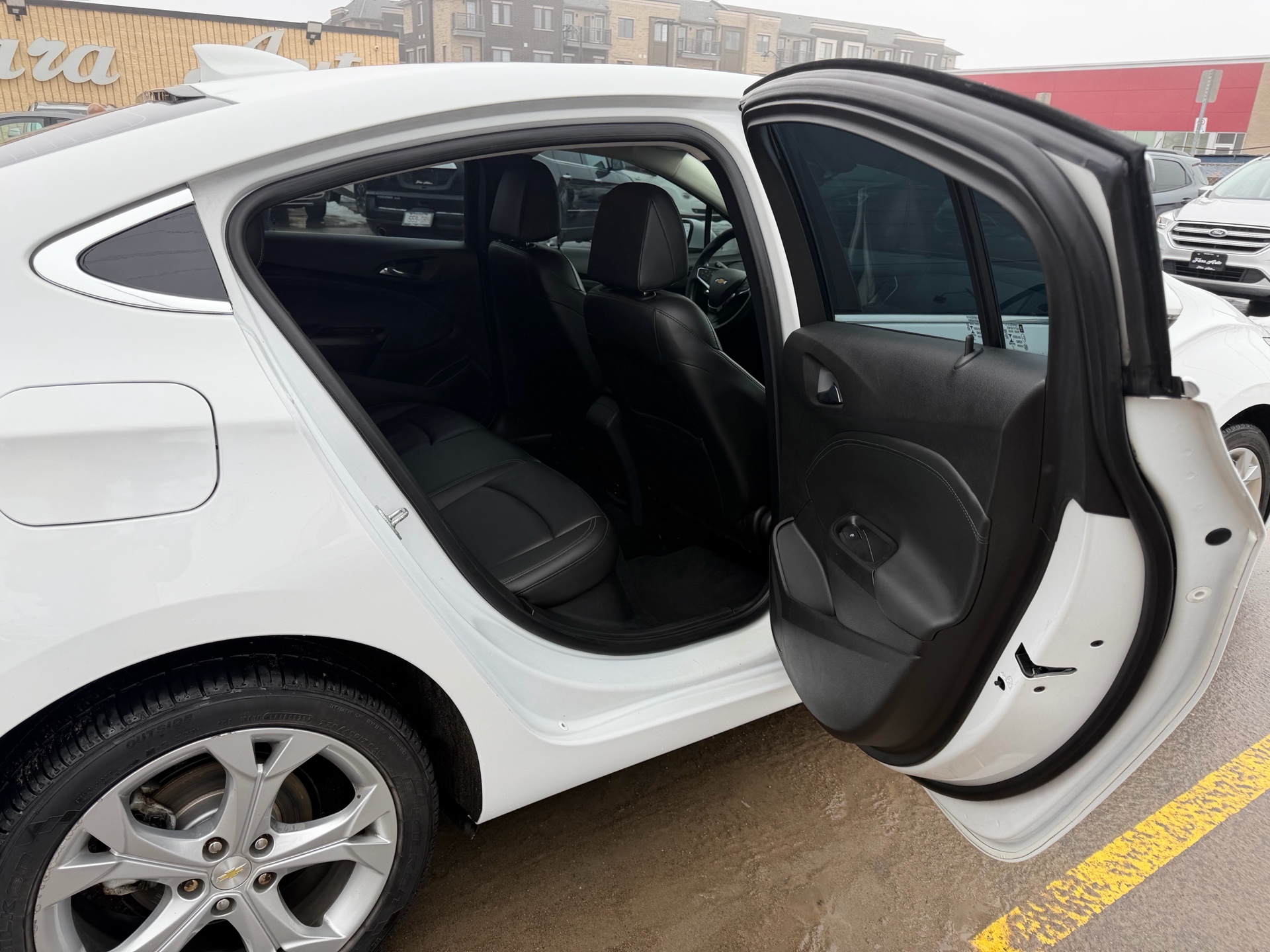 /carage/2018-Chevrolet-Cruze-4103567662599765.jpg