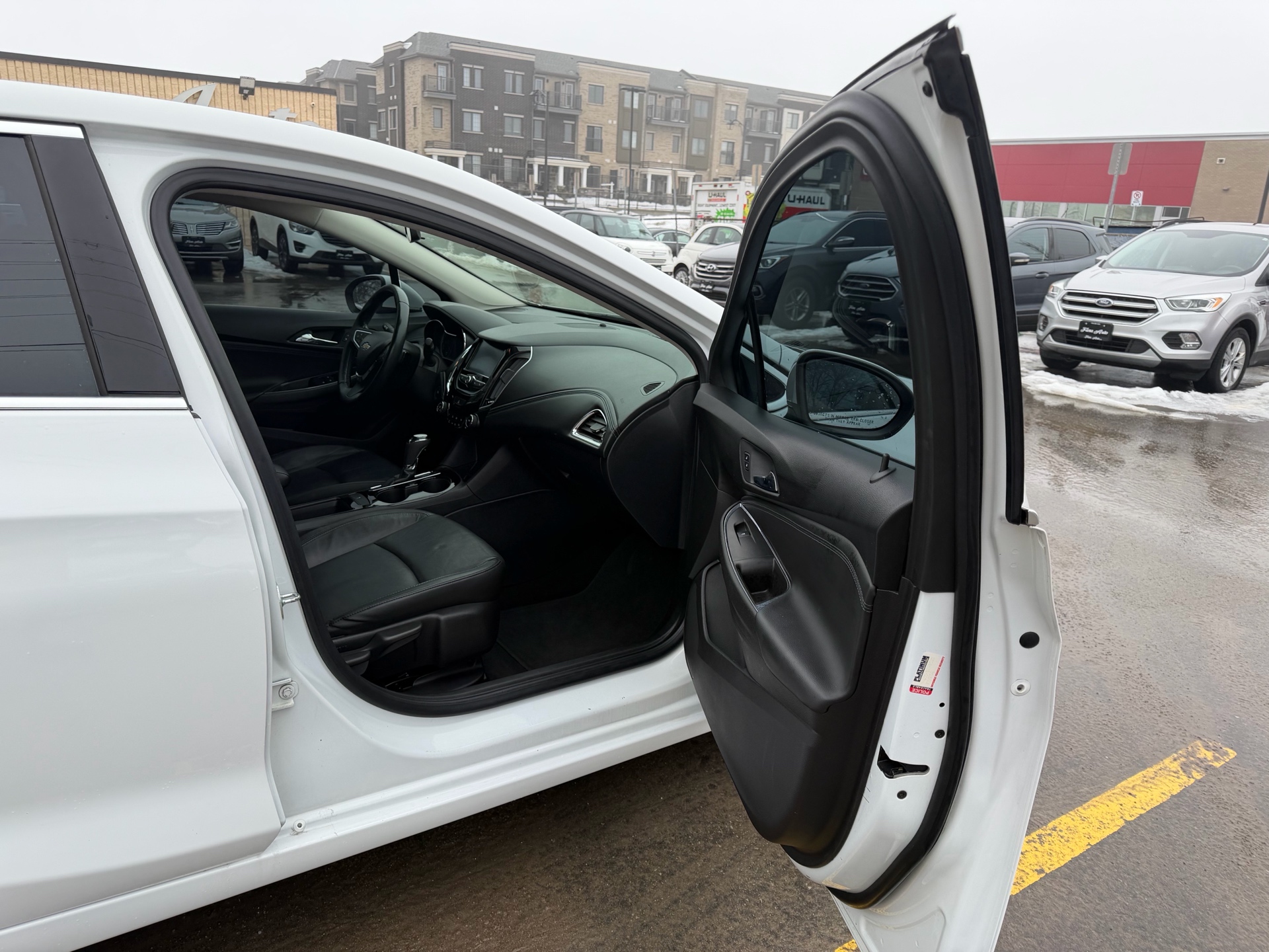 /carage/2018-Chevrolet-Cruze-6208776101882958.jpg