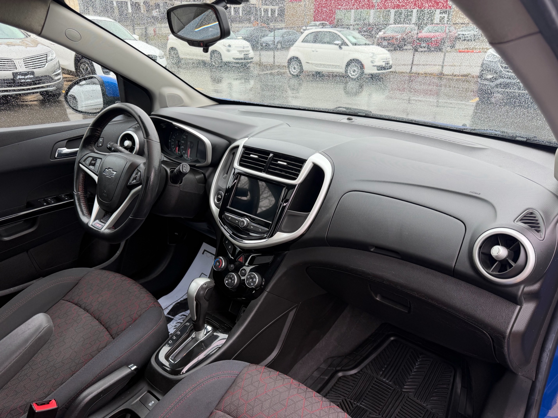 /carage/2018-Chevrolet-Sonic-060753508892450014.jpg