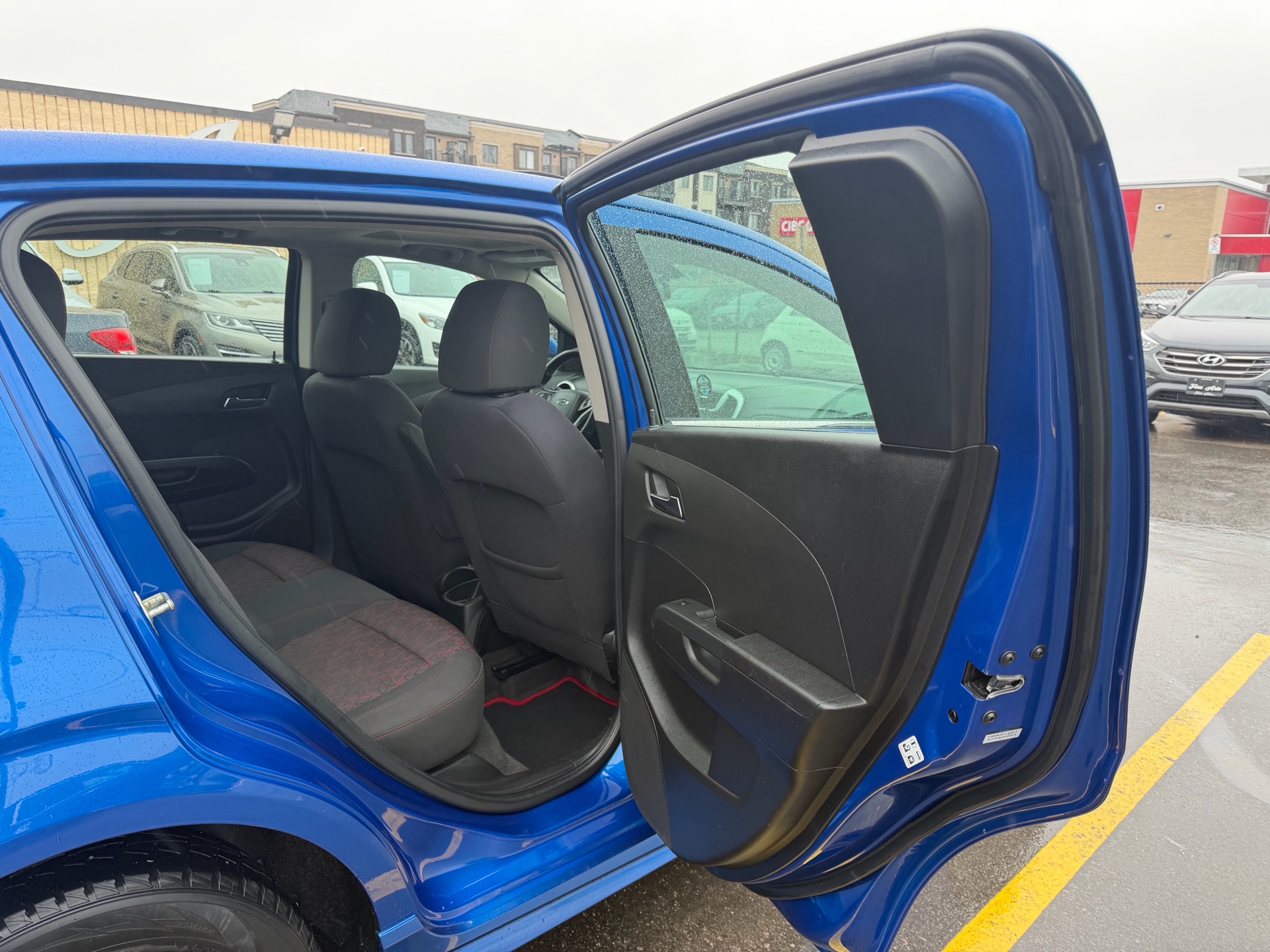 /carage/2018-Chevrolet-Sonic-7241867569335316.jpg