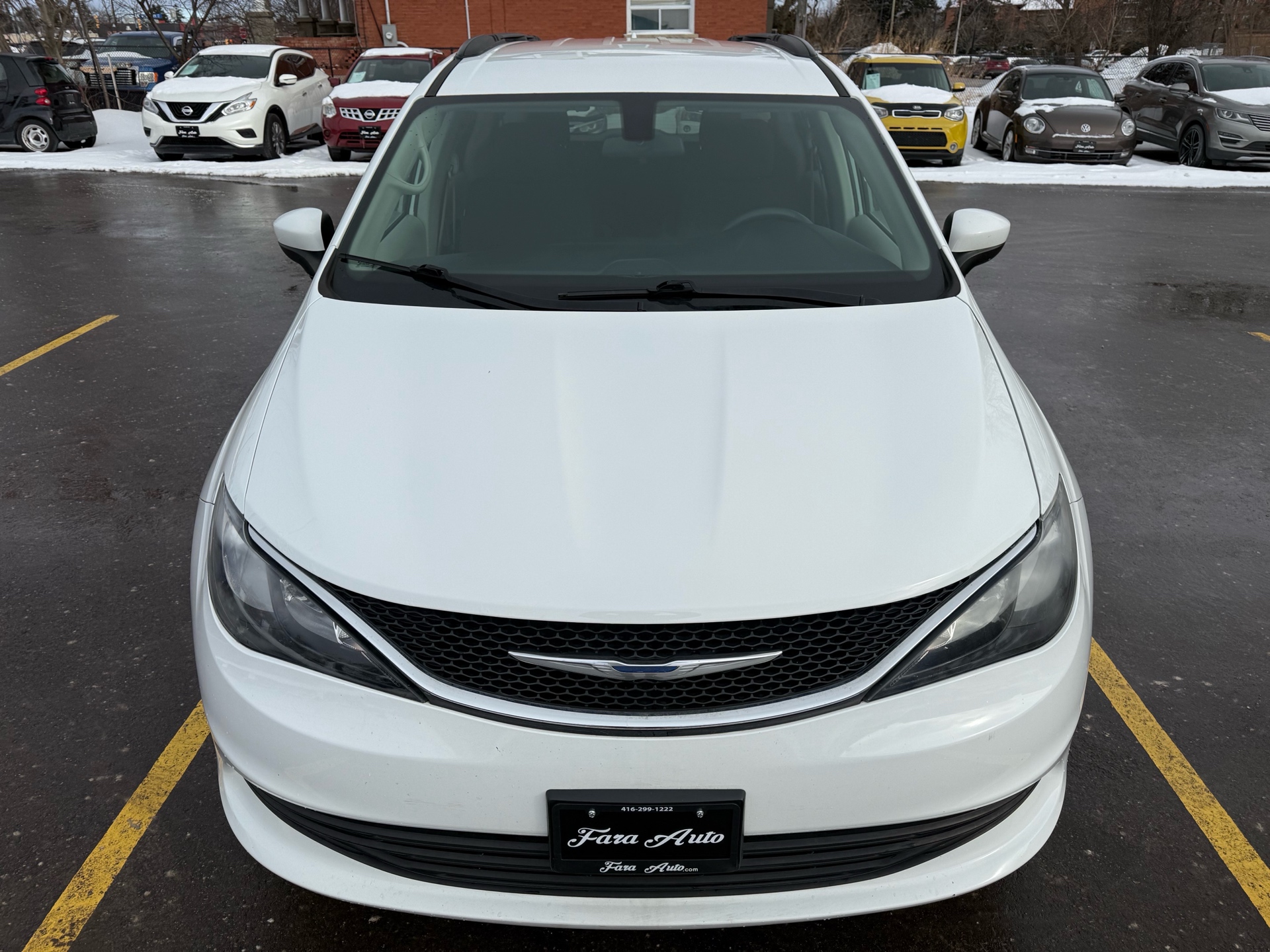 /carage/2018-Chrysler-Pacifica-10463661625874177.jpg