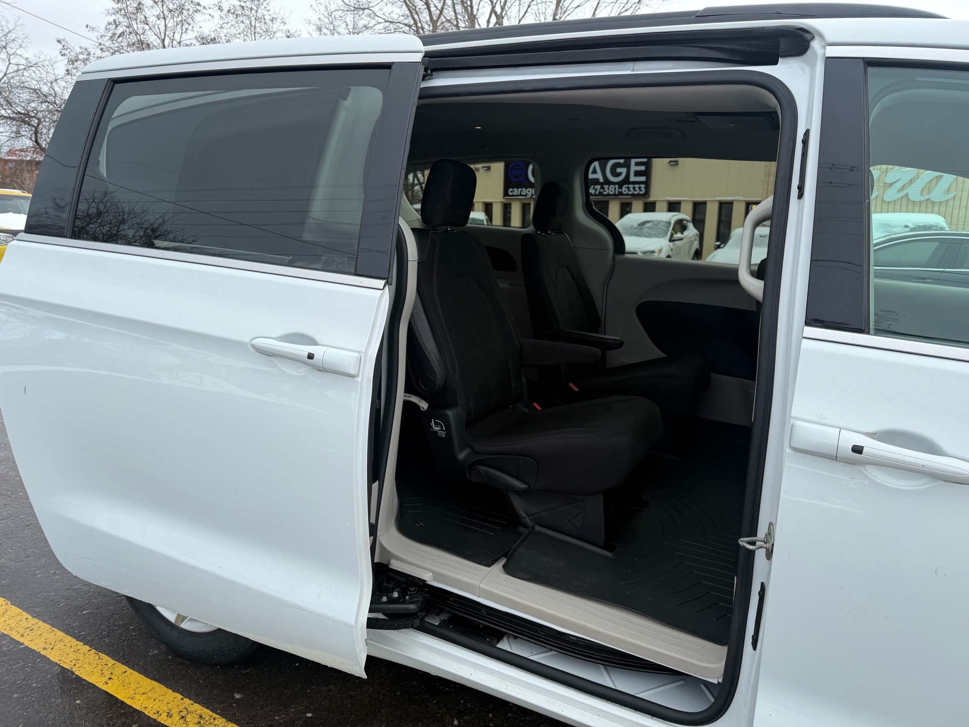 /carage/2018-Chrysler-Pacifica-8979227170732502.jpg