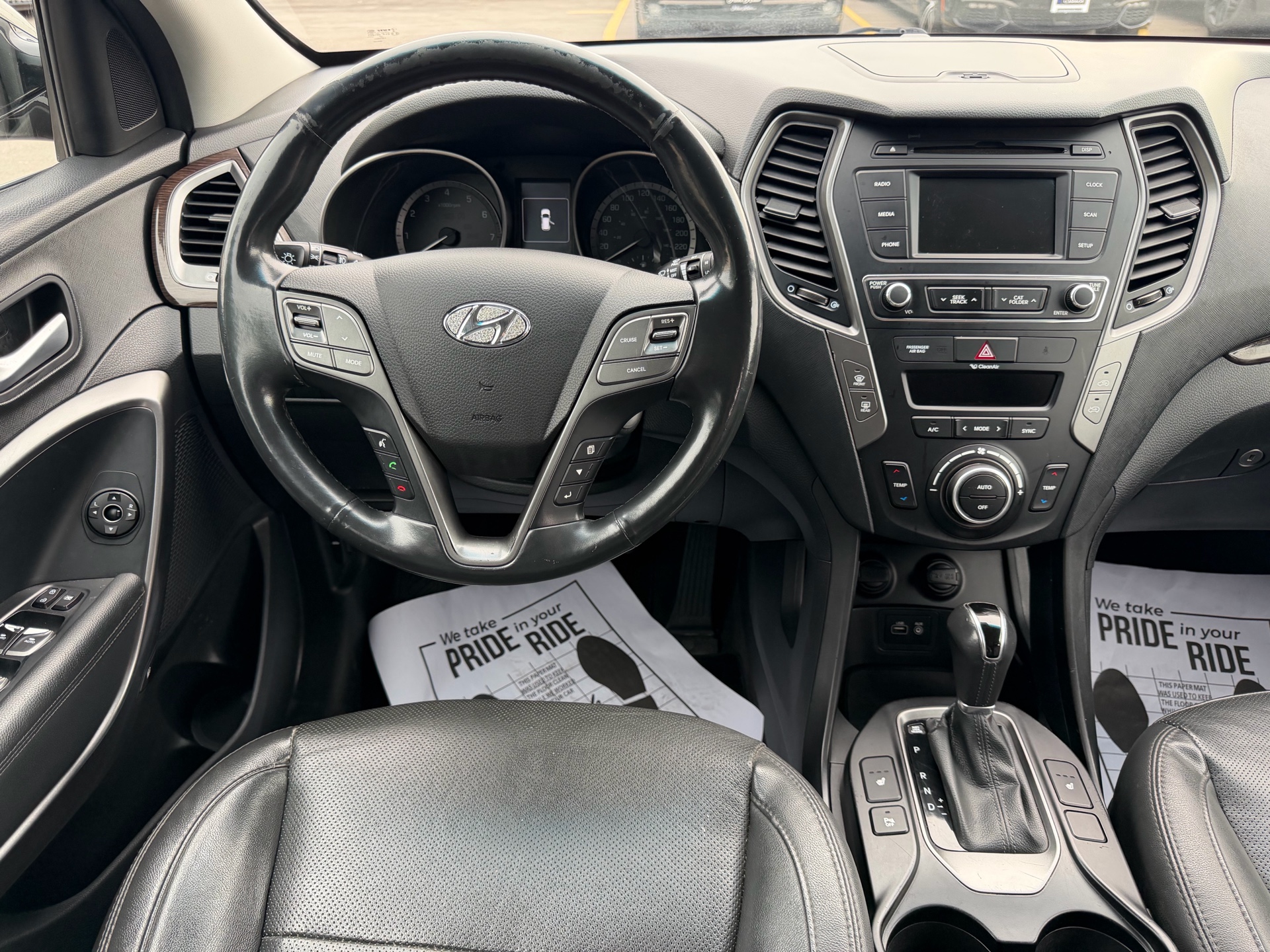 /carage/2018-Hyundai-SantaFe-07930208662415938.jpg