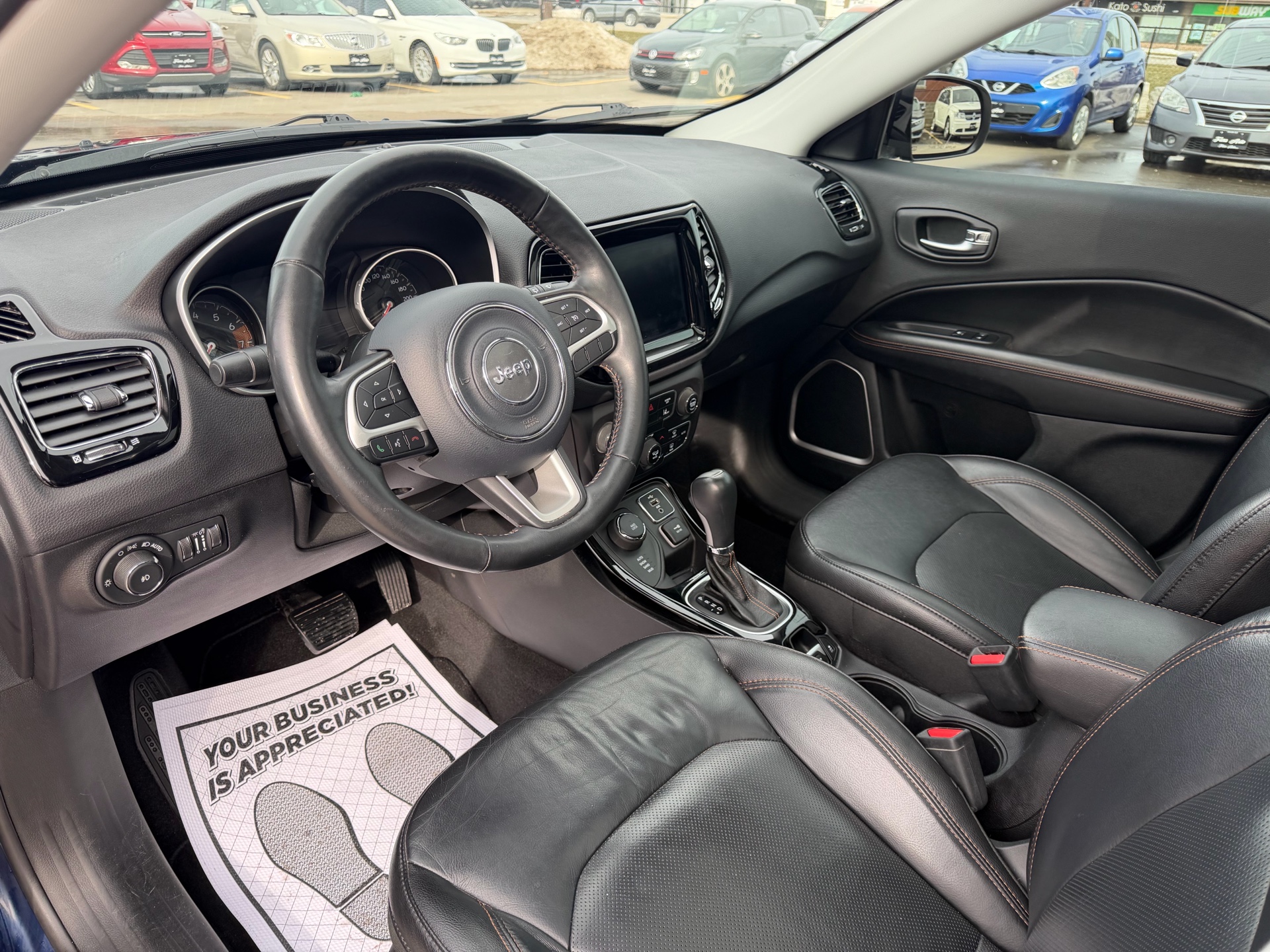/carage/2018-Jeep-Compass-23888257854207273.jpg