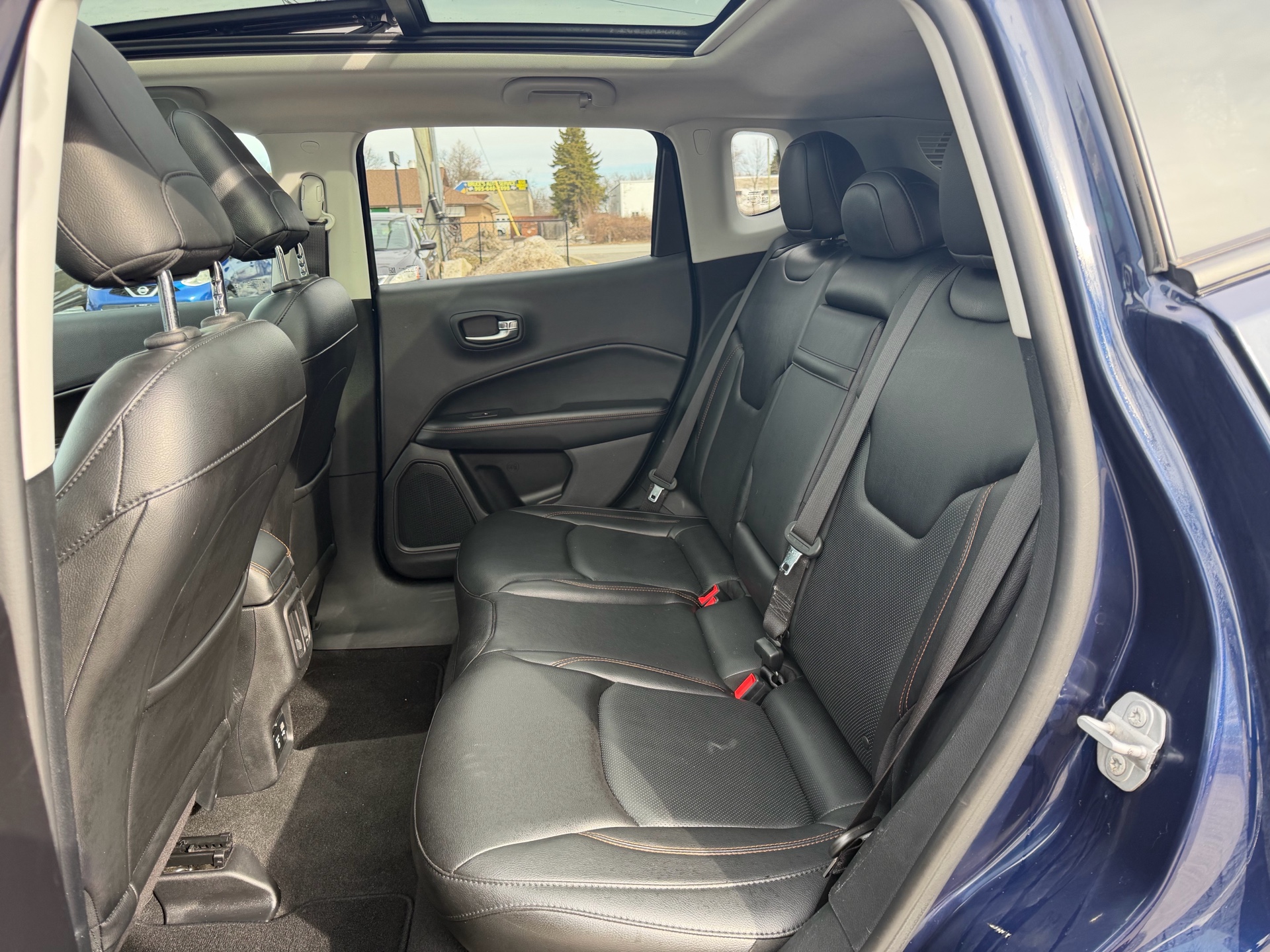 /carage/2018-Jeep-Compass-296722731840694.jpg