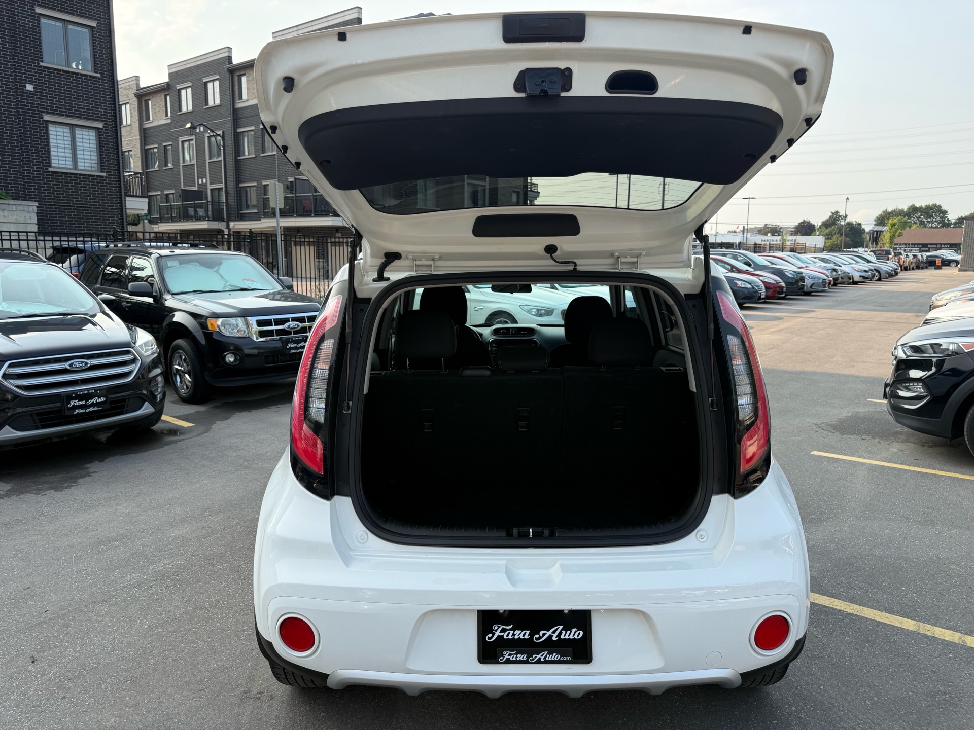 /carage/2018-Kia-Soul-03492371697514107.jpg