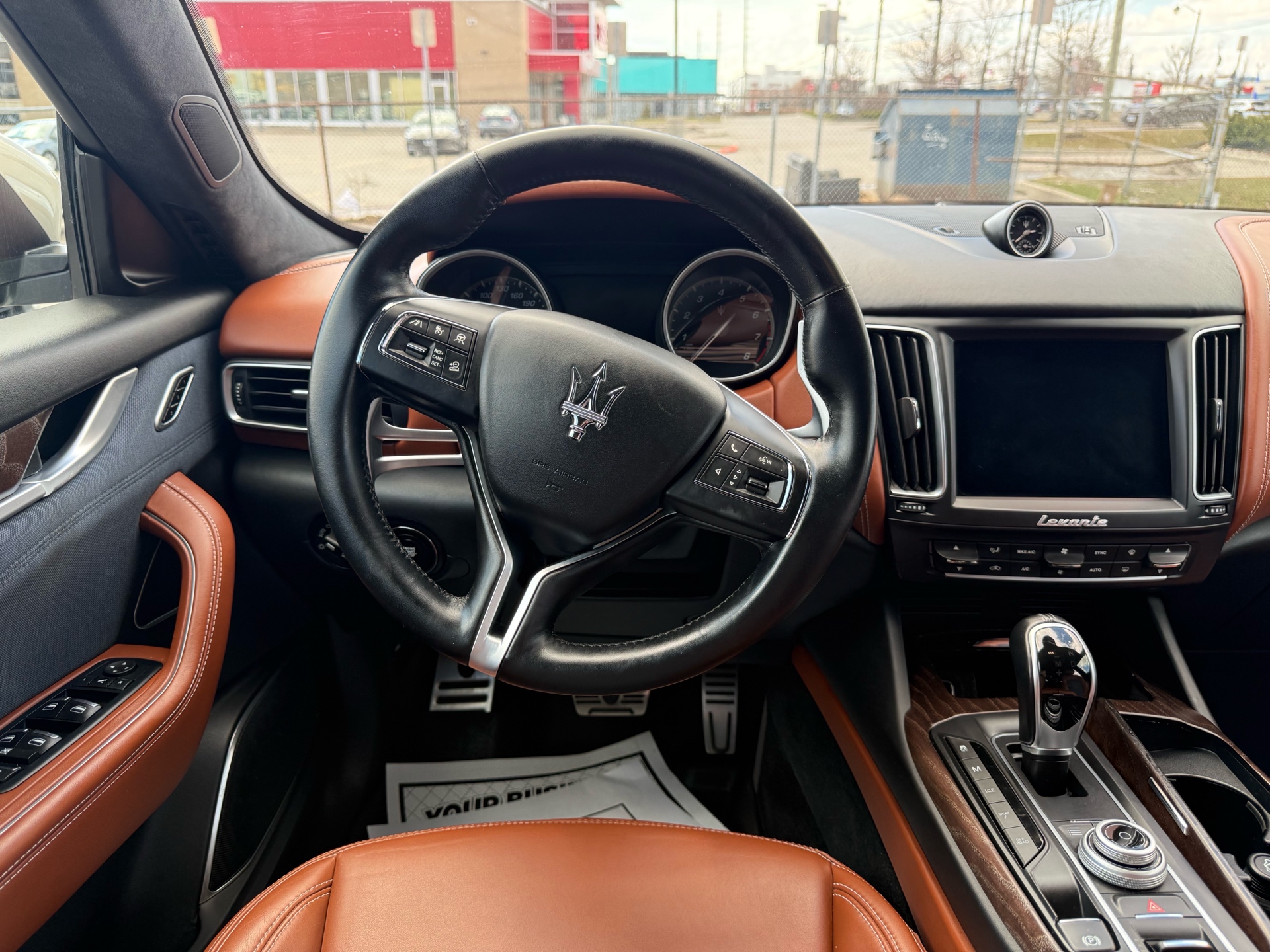 /carage/2018-Maserati-Levante-9853896987011268.jpg