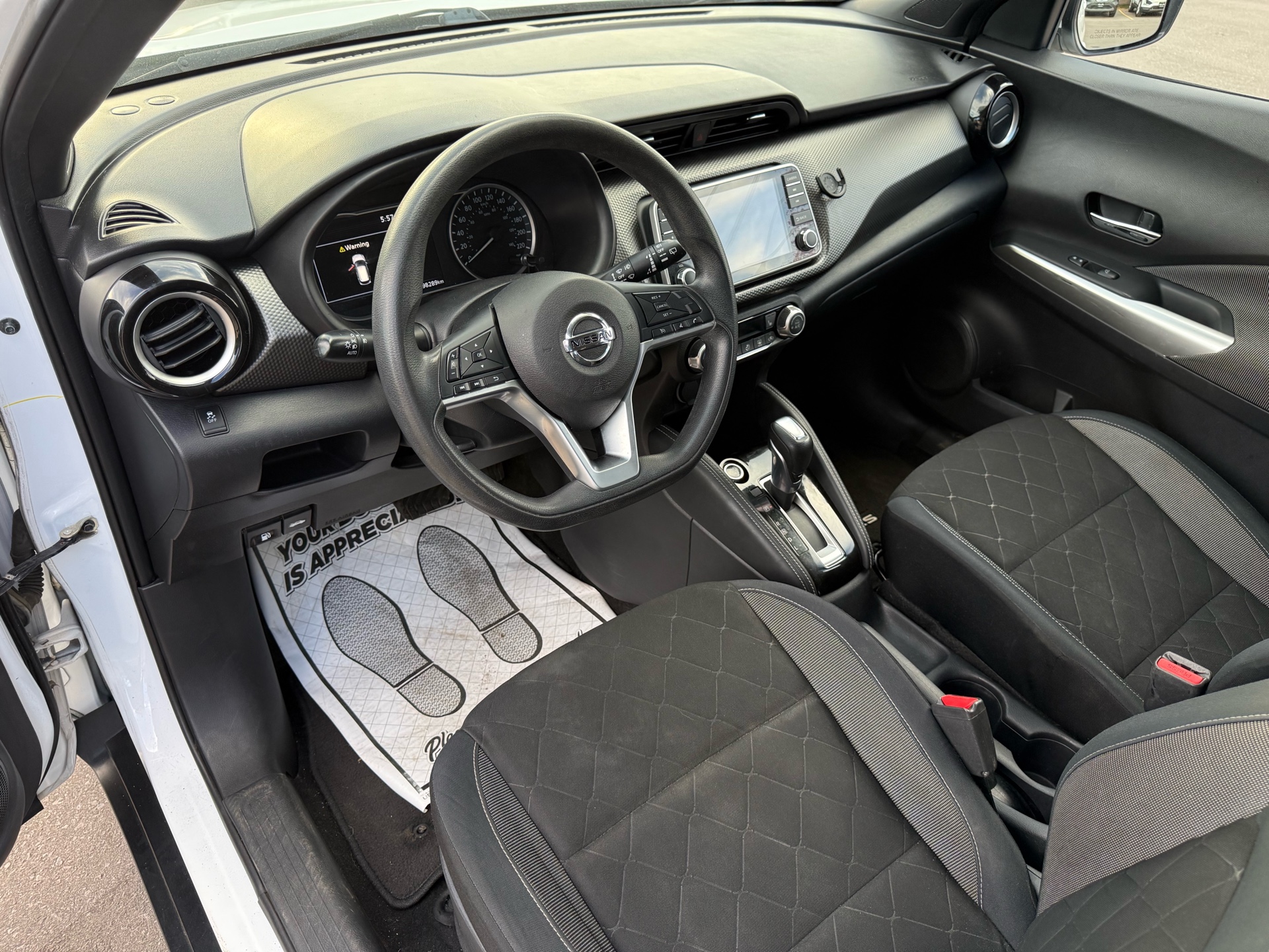 /carage/2018-Nissan-Kicks-11210775568472187.jpg