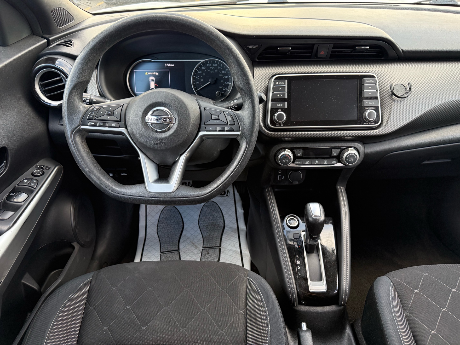 /carage/2018-Nissan-Kicks-2407245229049908.jpg