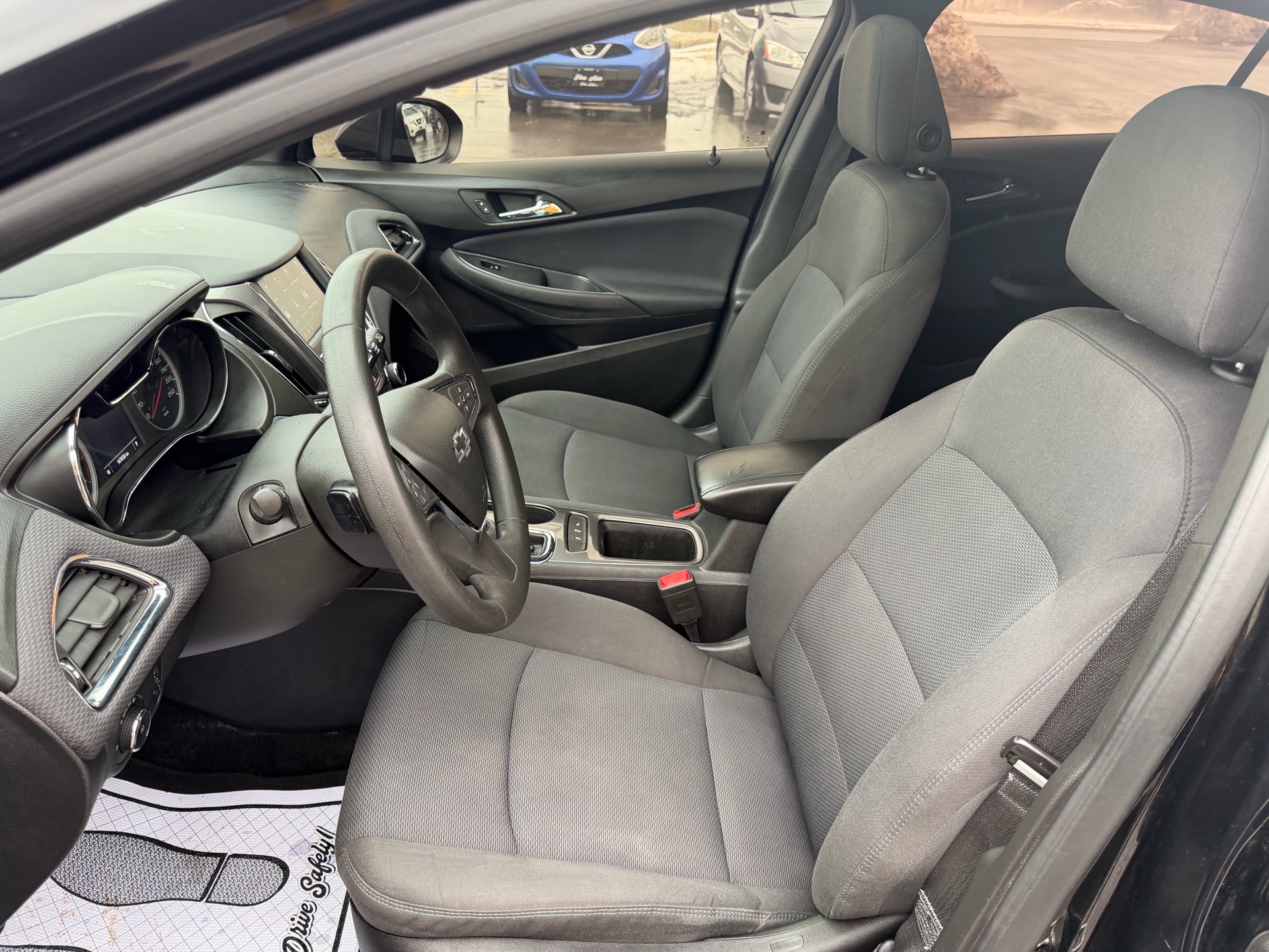 /carage/2019-Chevrolet-Cruze-7053398255079801.jpg