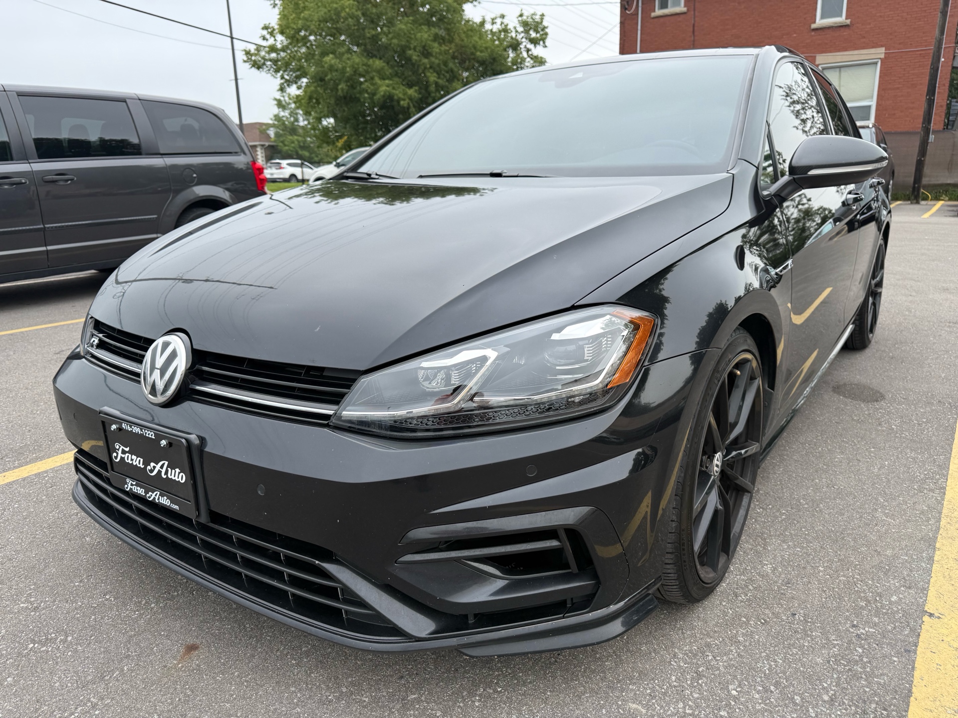/carage/2019-Volkswagen-GolfR-007643738893354568.jpg