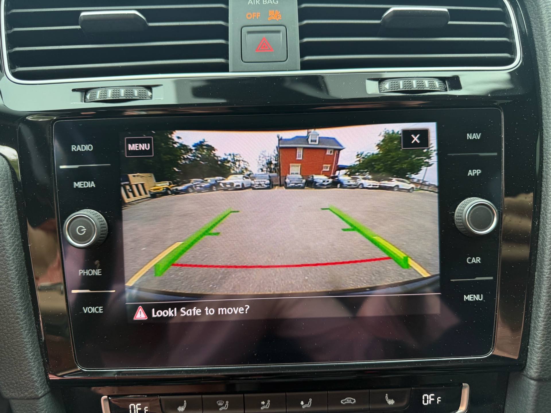 /carage/2019-Volkswagen-GolfR-4803025999975177.jpg