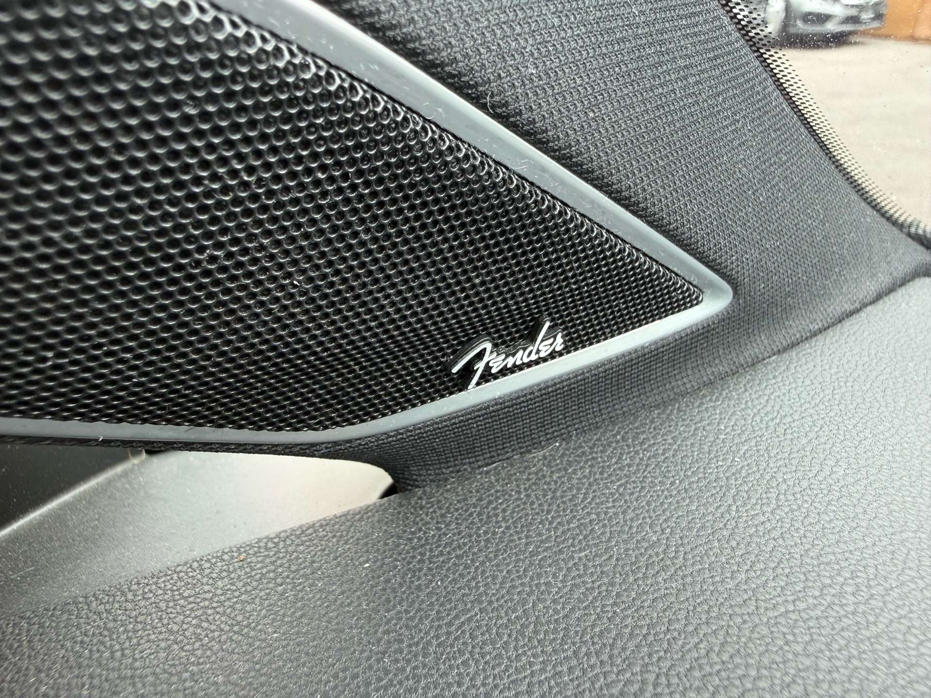 /carage/2019-Volkswagen-GolfR-5537202530182304.jpg