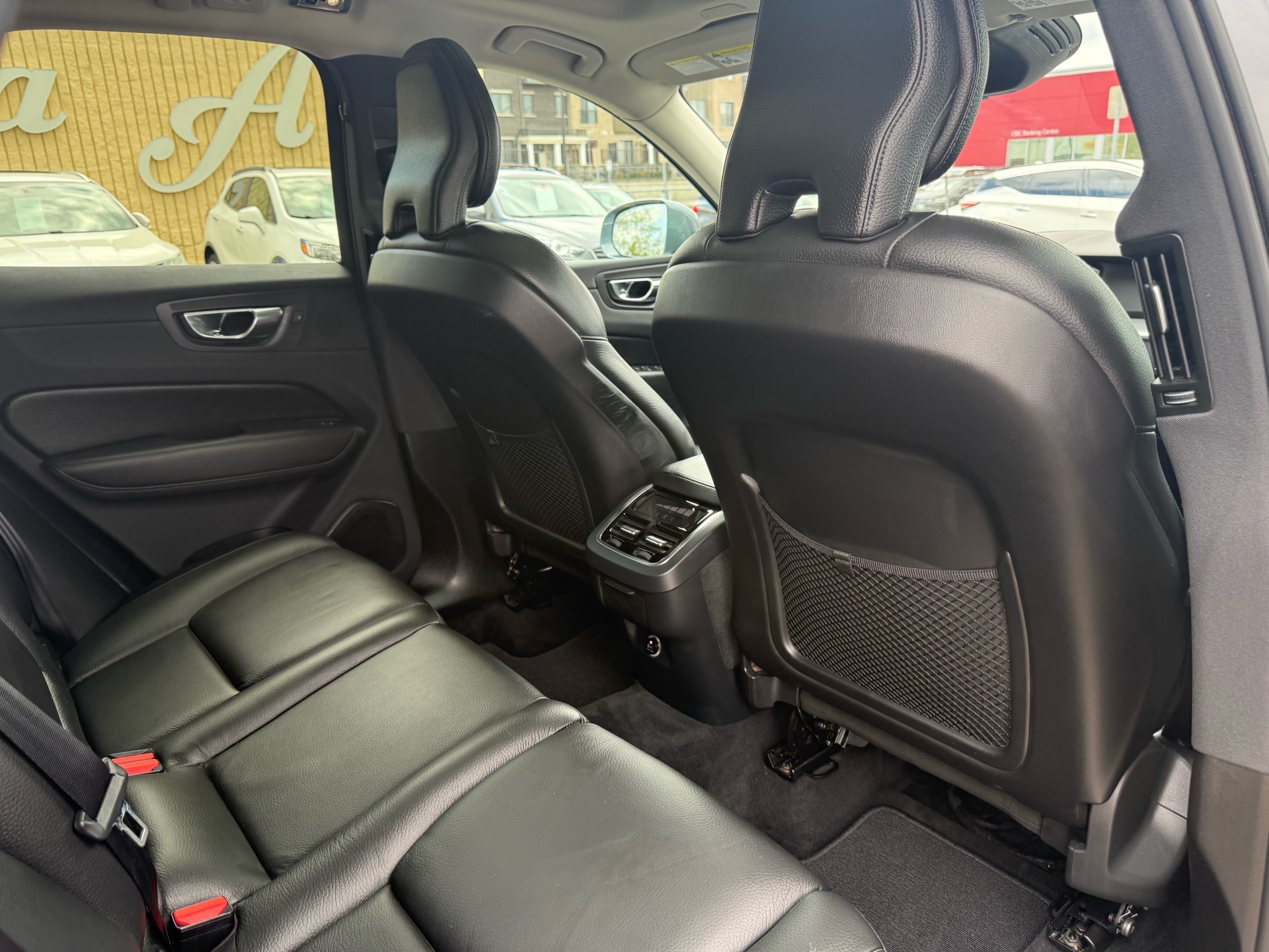 /carage/2019-Volvo-XC60-4456786048715444.jpg