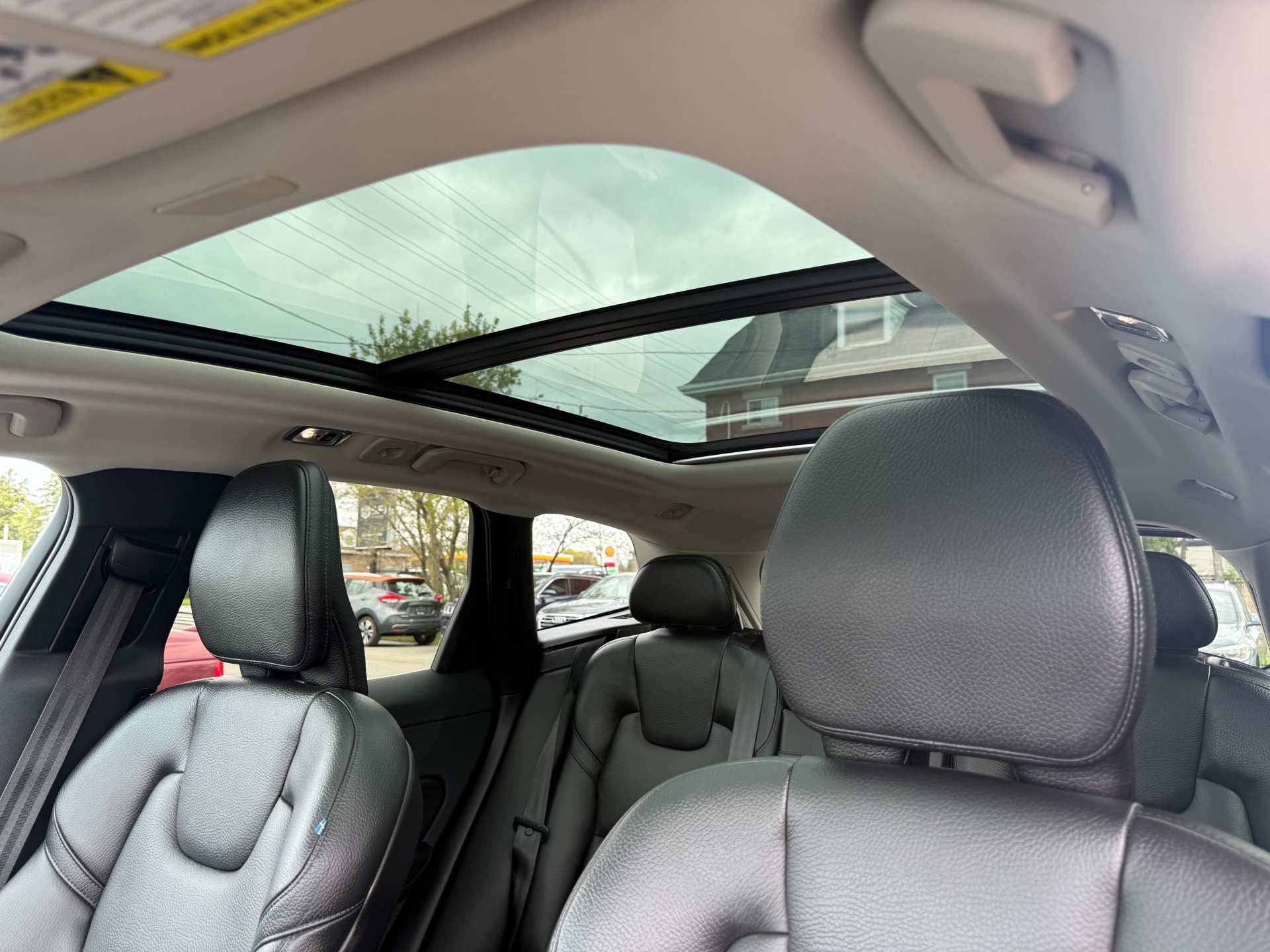 /carage/2019-Volvo-XC60-990950734660563.jpg