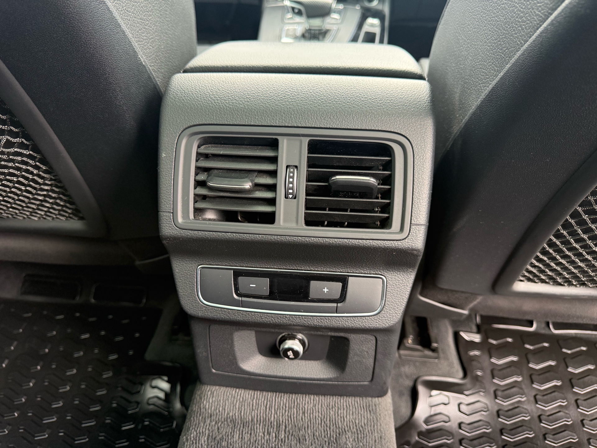 /carage/2020-Audi-Q5-3937031279466141.jpg