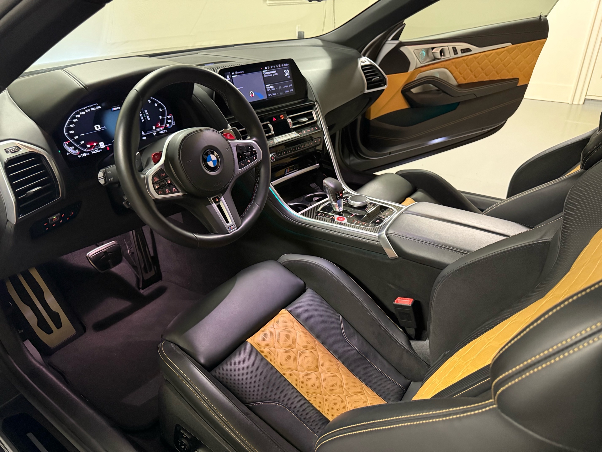 /carage/2020-BMW-M8-21175315416273088.jpg