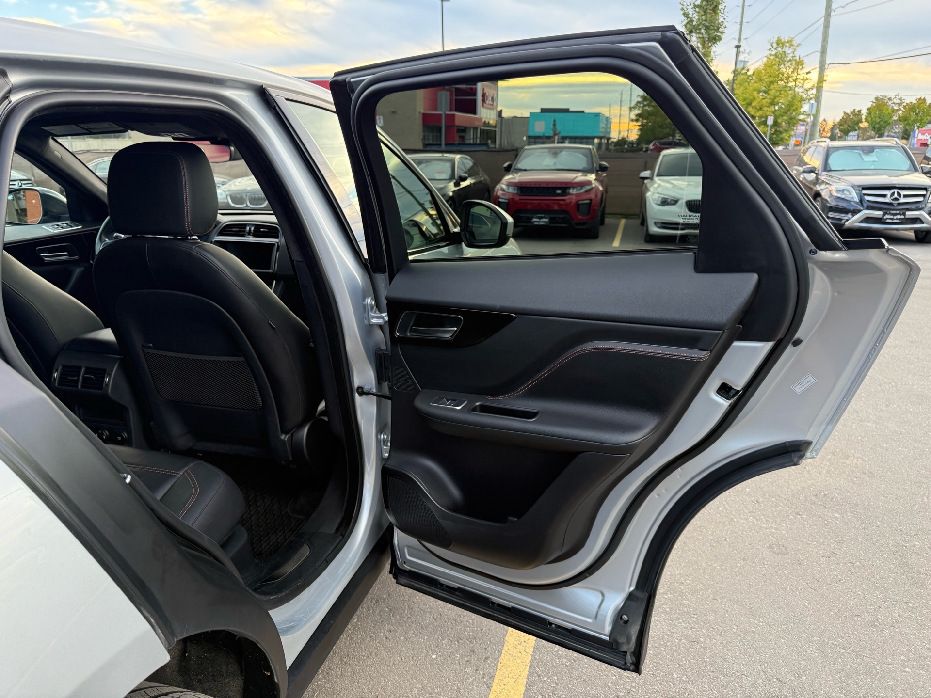 /carage/2020-Jaguar-F-PACE-3750720117098838.jpg