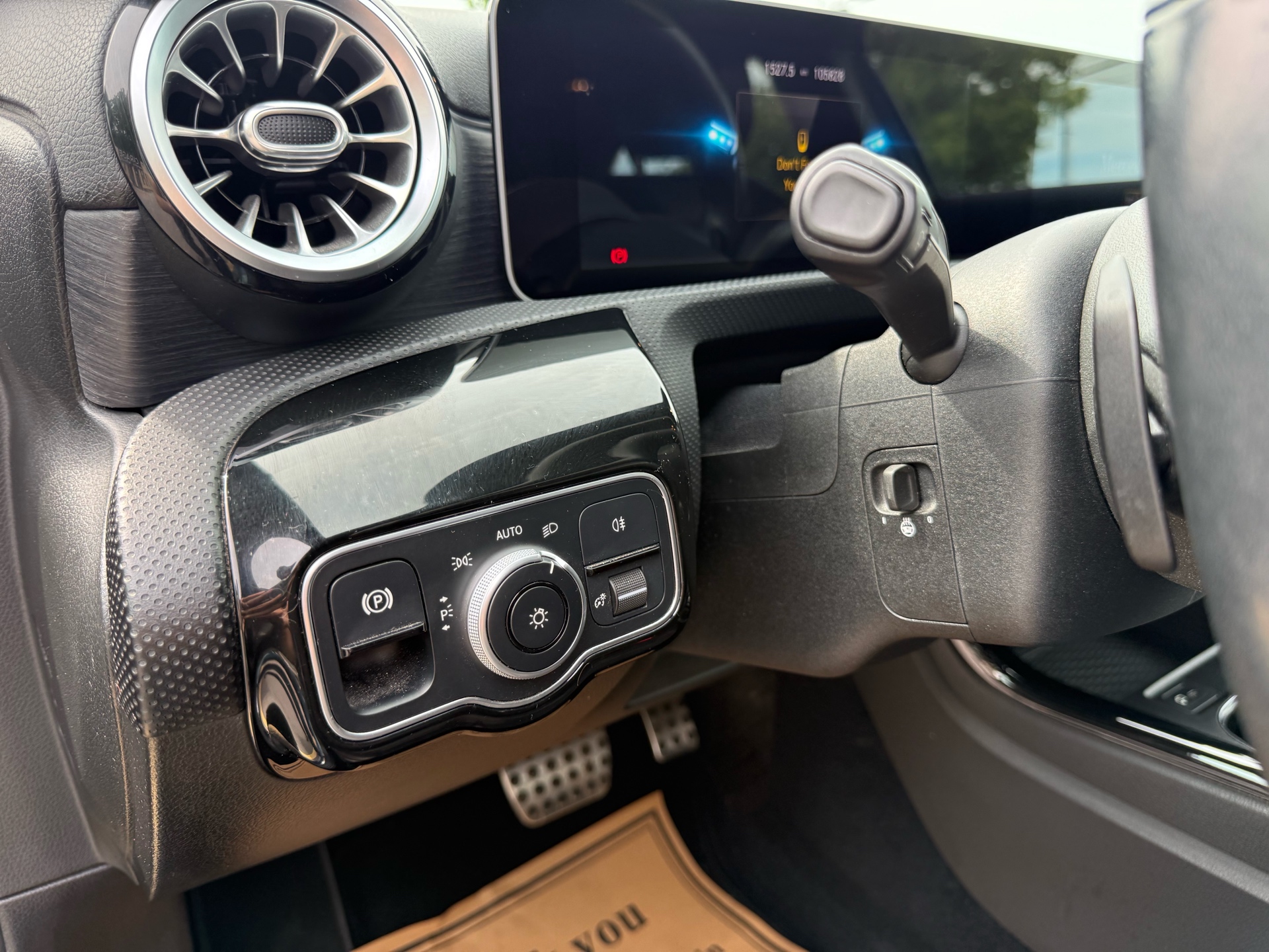 /carage/2020-Mercedes-Benz-A-Class-5600335591084258.jpg