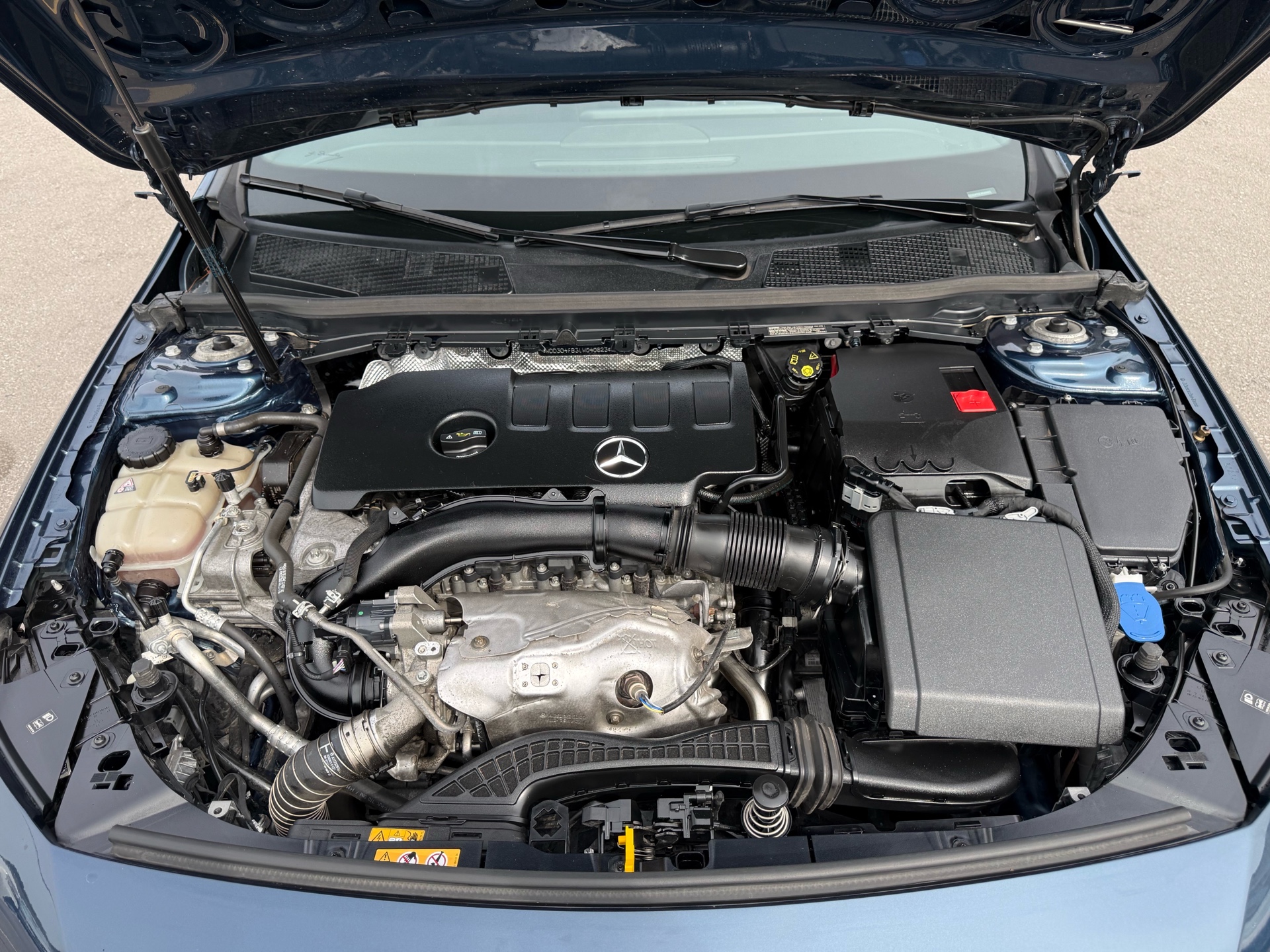 /carage/2020-Mercedes-Benz-A-Class-6883800345928717.jpg