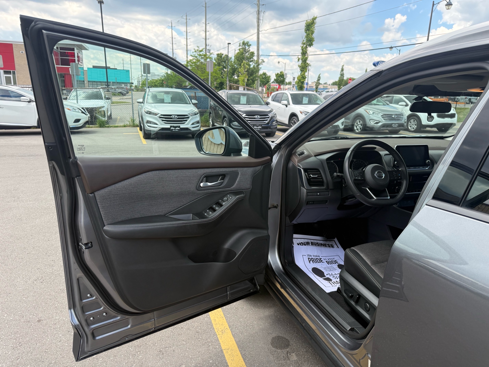 /carage/2021-Nissan-Rogue-8552295430957897.jpg