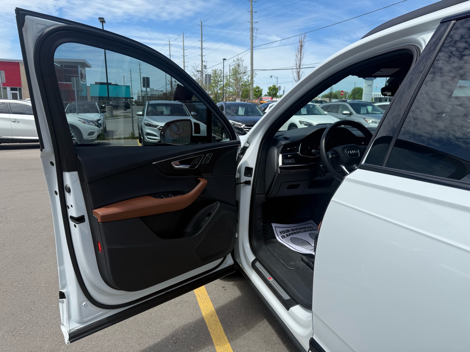 /carage/2022-Audi-Q7-016195579330619436.jpg
