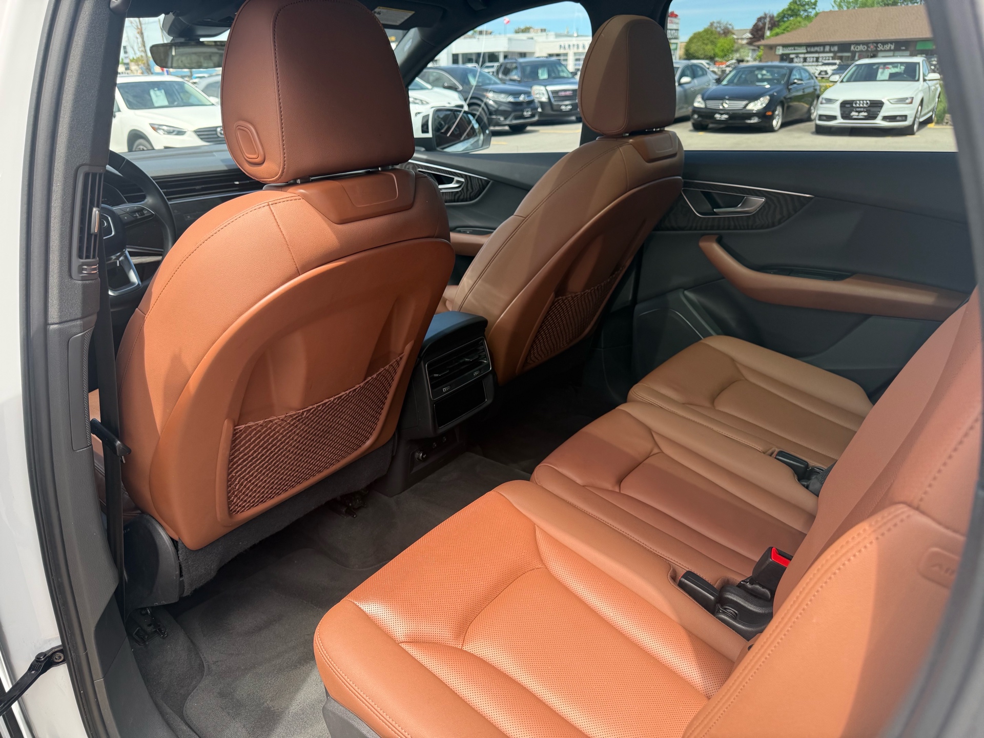 /carage/2022-Audi-Q7-04531523322090392.jpg