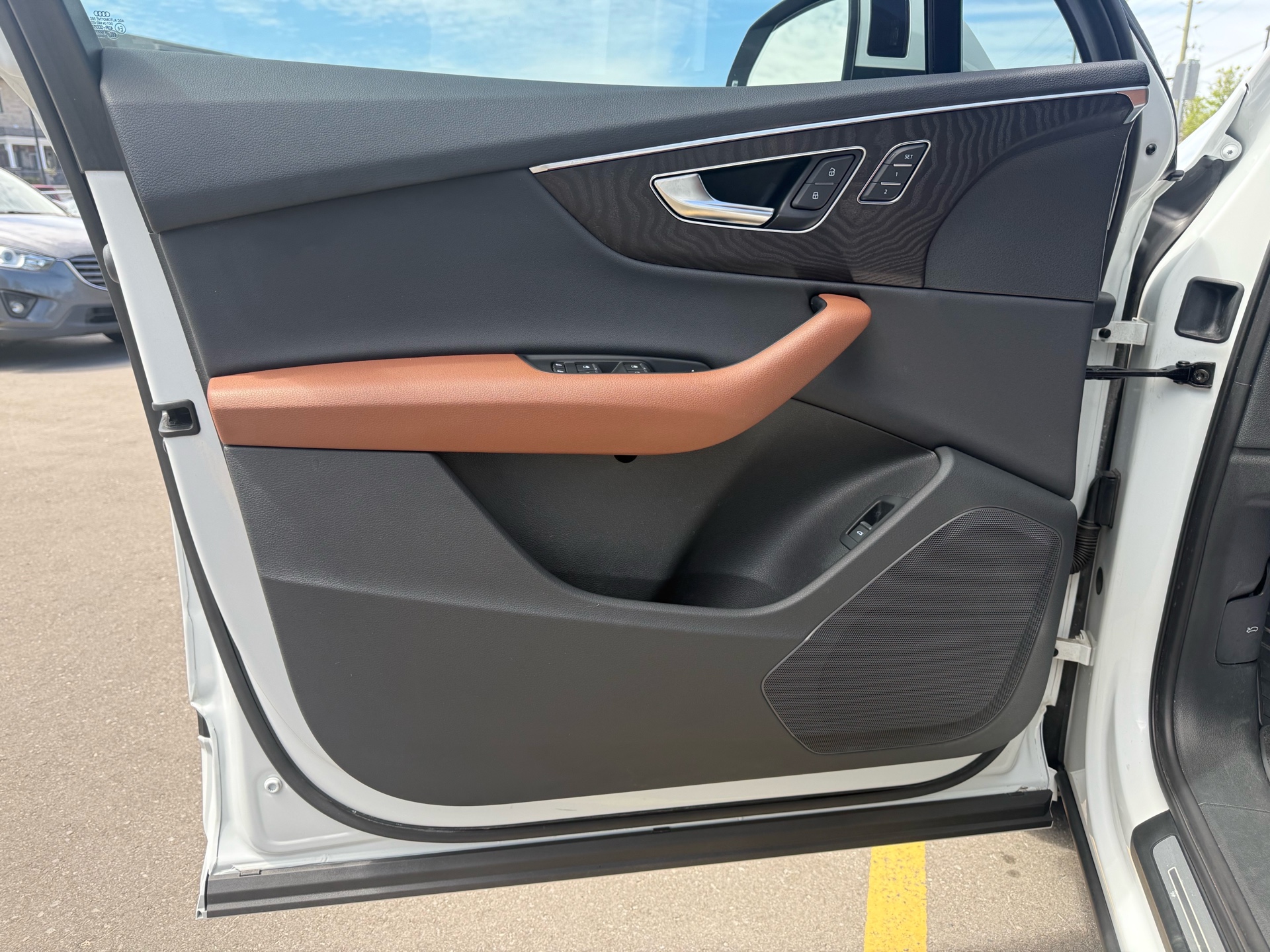 /carage/2022-Audi-Q7-2563990964721605.jpg