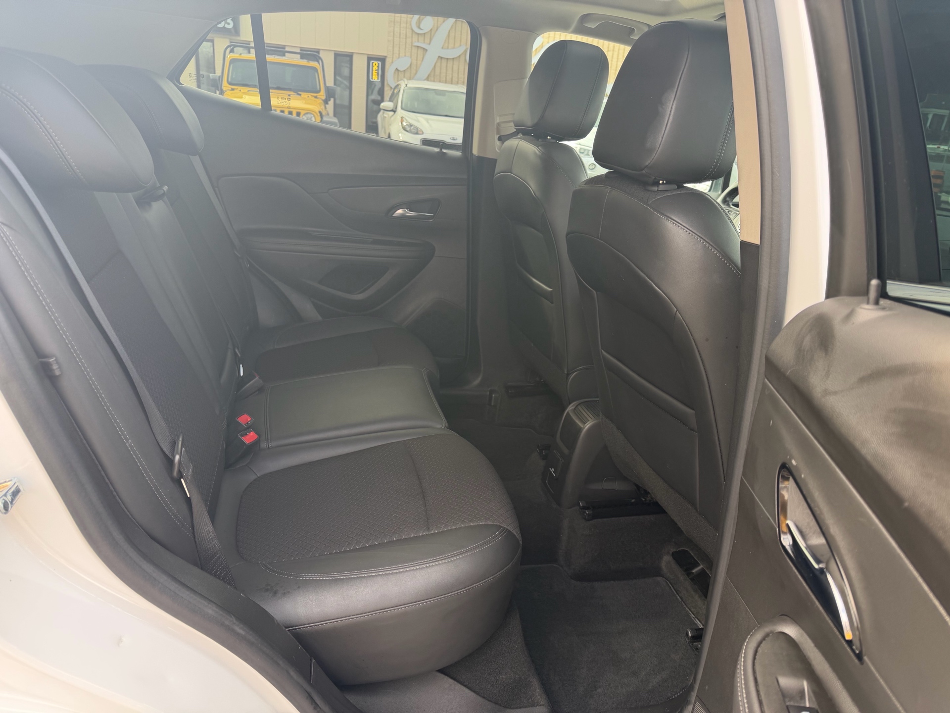/carage/2022-Buick-Encore-7074158536192101.jpg