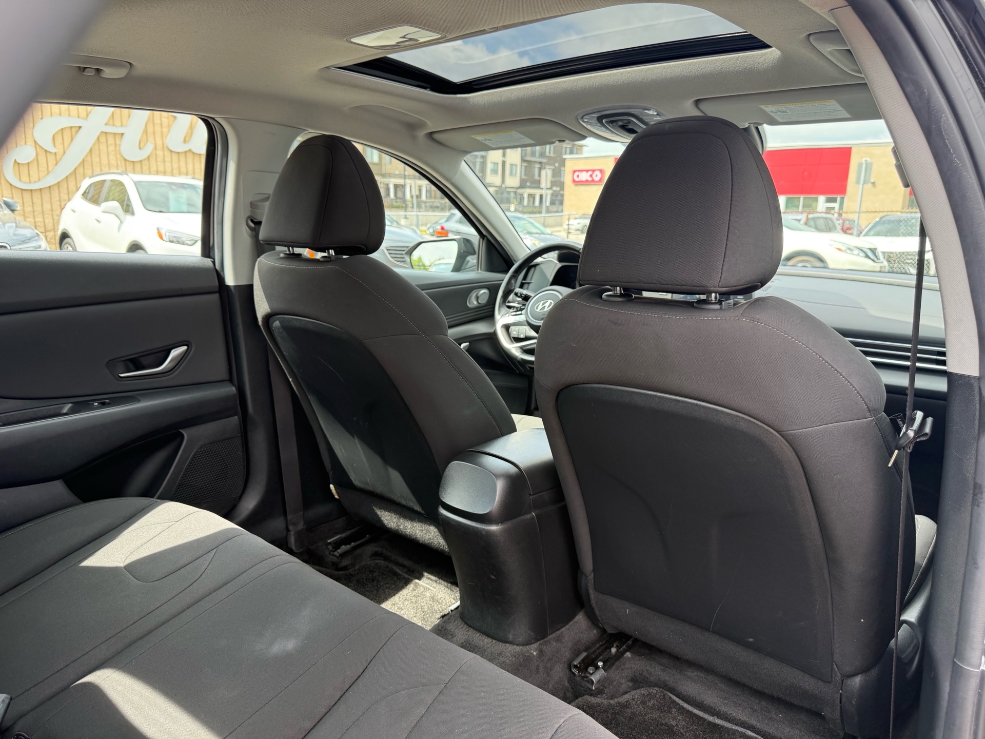 /carage/2022-Hyundai-Elantra-05007478080055838.jpg