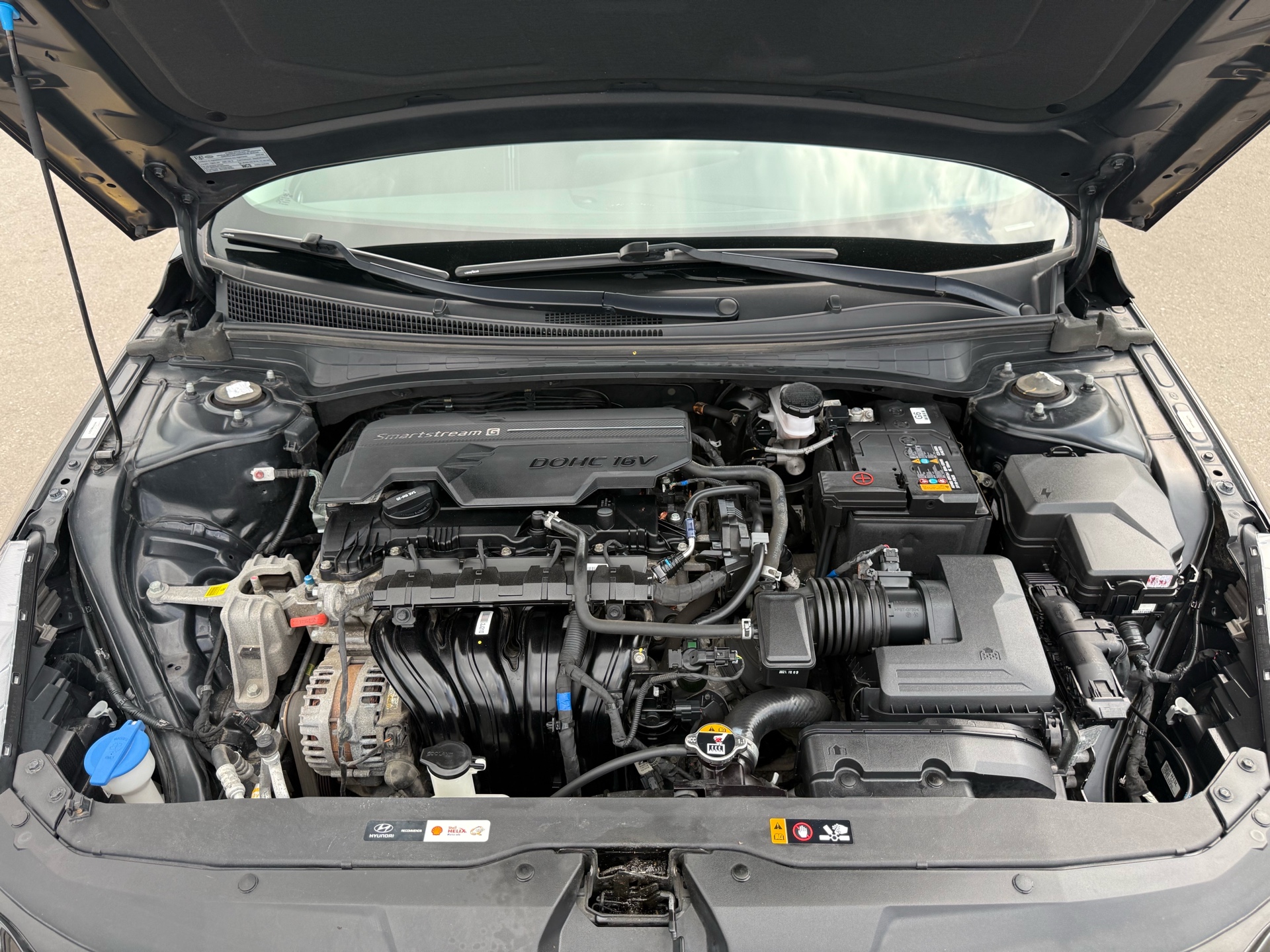 /carage/2022-Hyundai-Elantra-06960038121729761.jpg