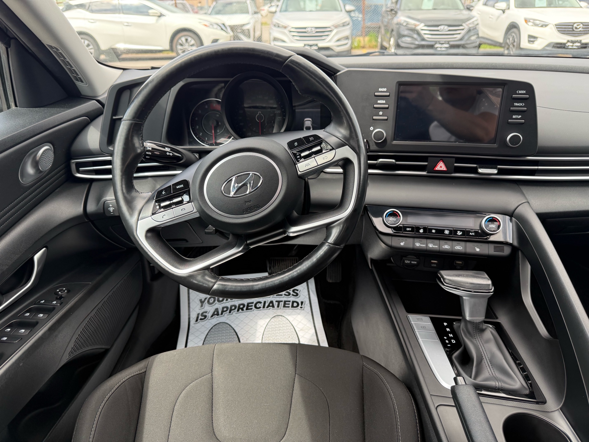 /carage/2022-Hyundai-Elantra-13753299656016926.jpg