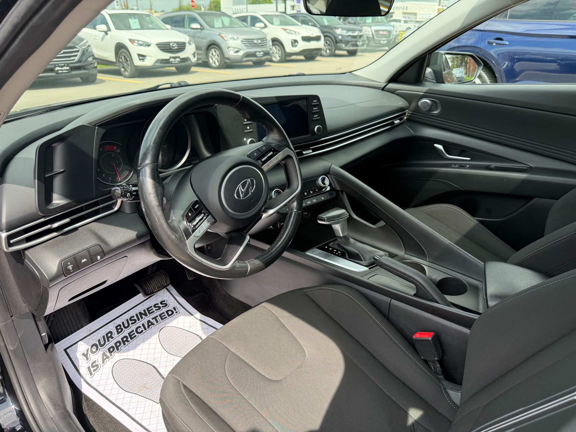 /carage/2022-Hyundai-Elantra-32828096449033906.jpg