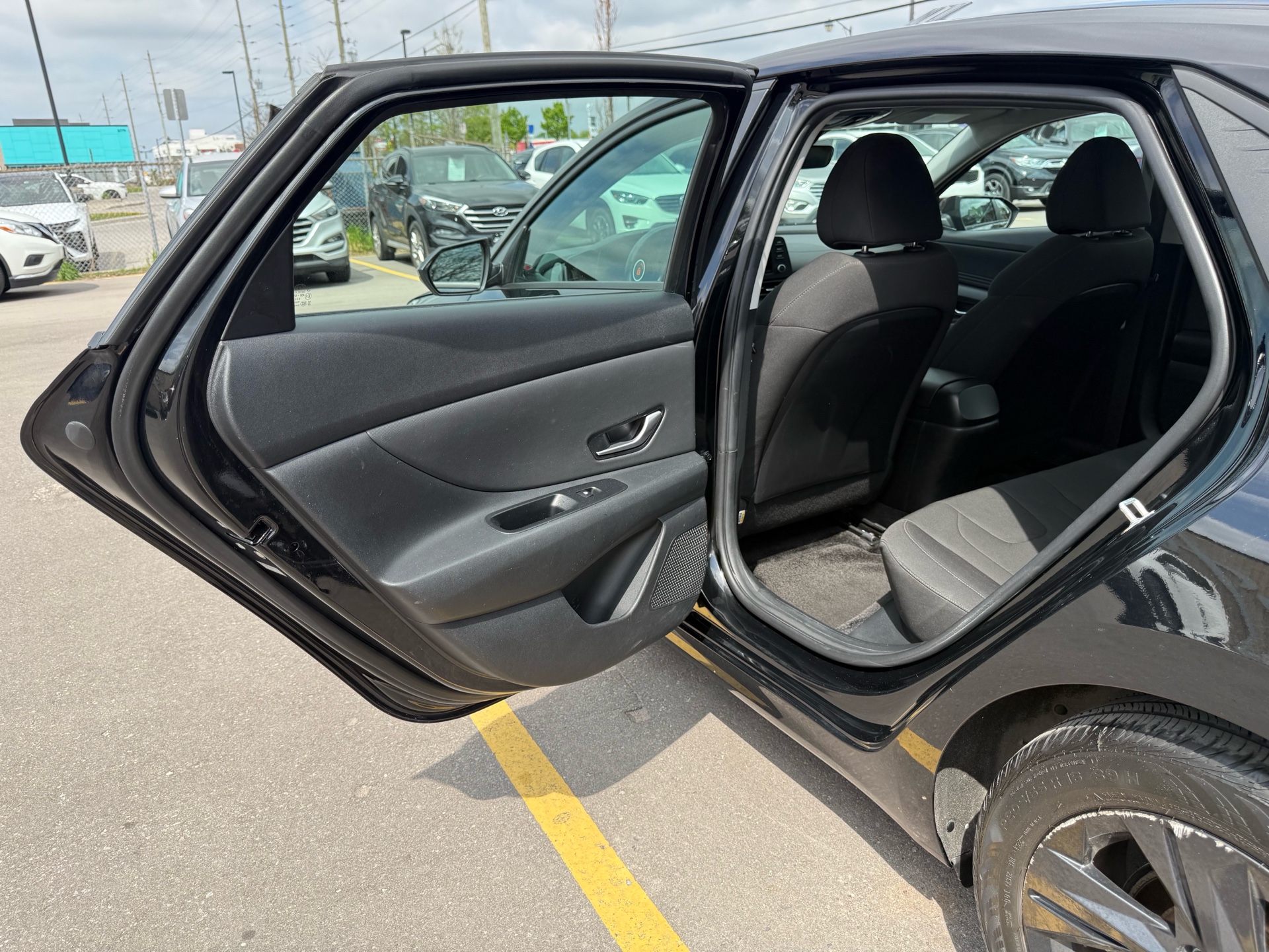 /carage/2022-Hyundai-Elantra-4781288656946254.jpg