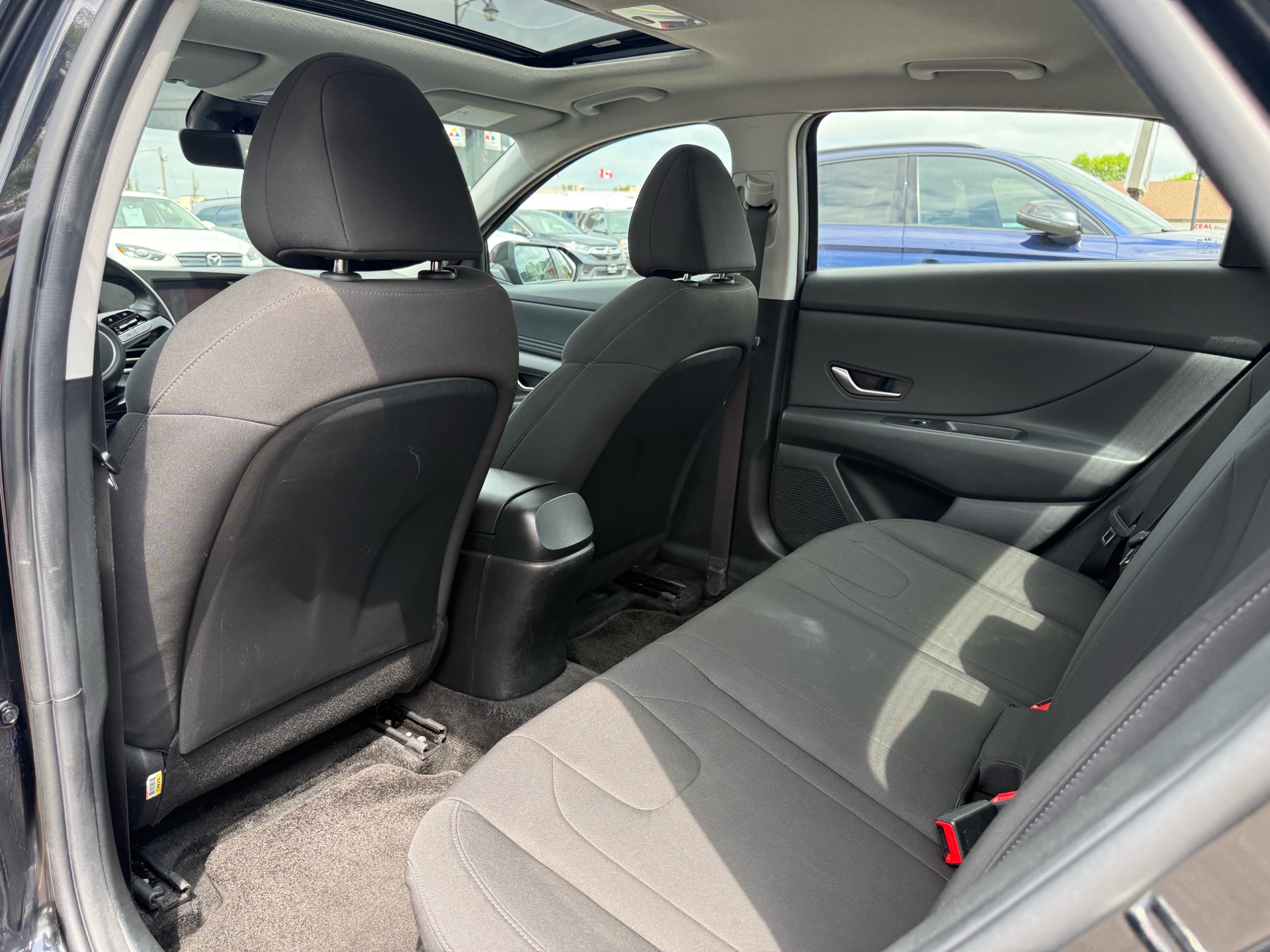 /carage/2022-Hyundai-Elantra-4897126304528572.jpg