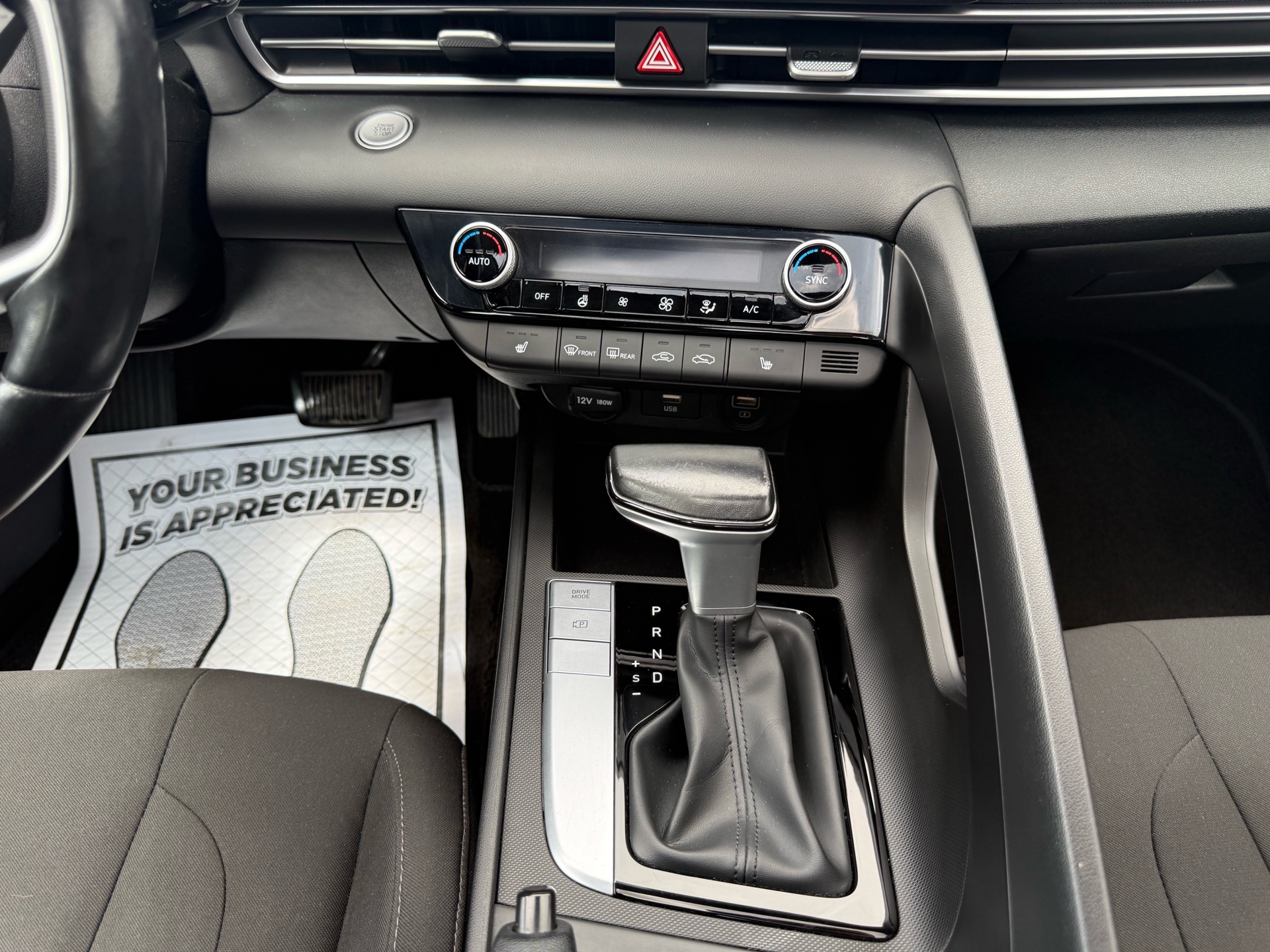 /carage/2022-Hyundai-Elantra-6976399765010148.jpg