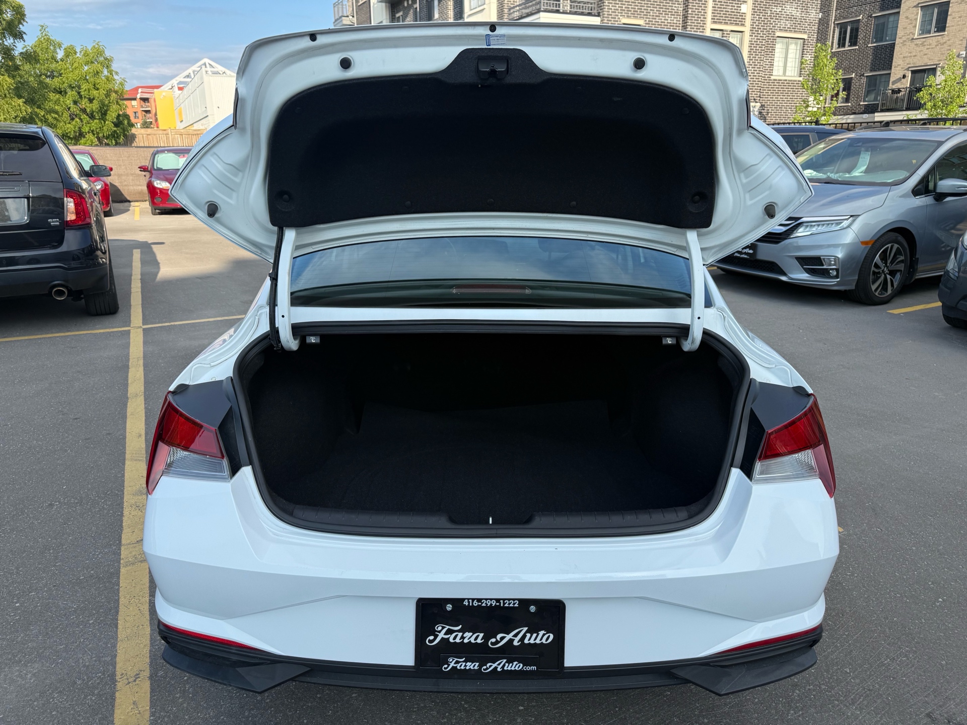 /carage/2023-Hyundai-Elantra-08220676114094183.jpg