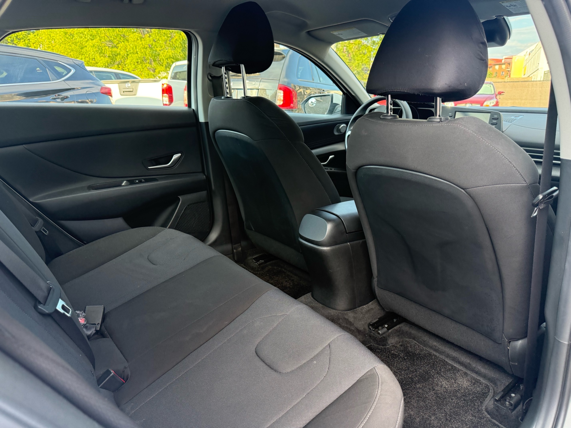 /carage/2023-Hyundai-Elantra-196153697451535.jpg