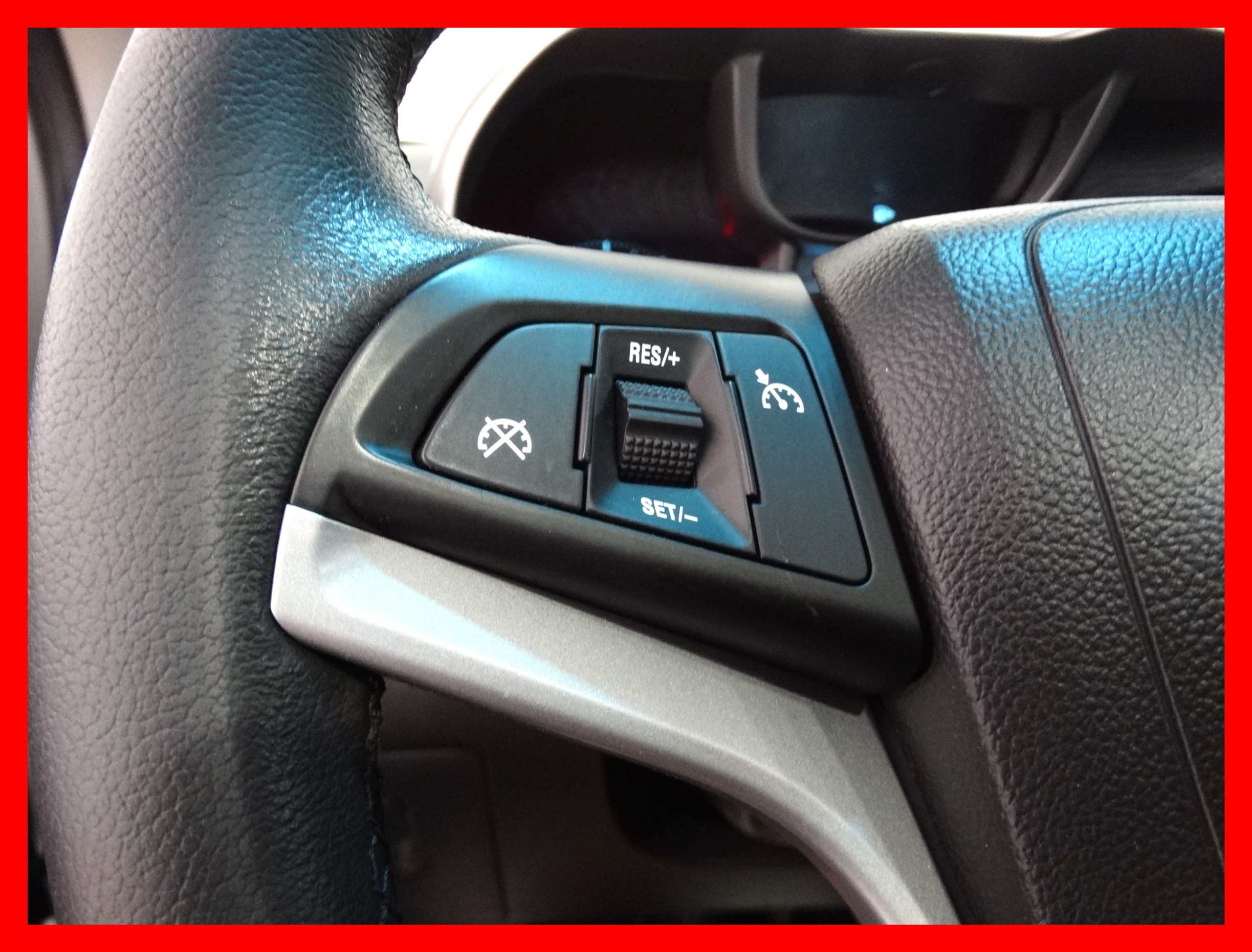 /carconnectiontoronto/2012-Chevrolet-Orlando-2061021991514269.jpg