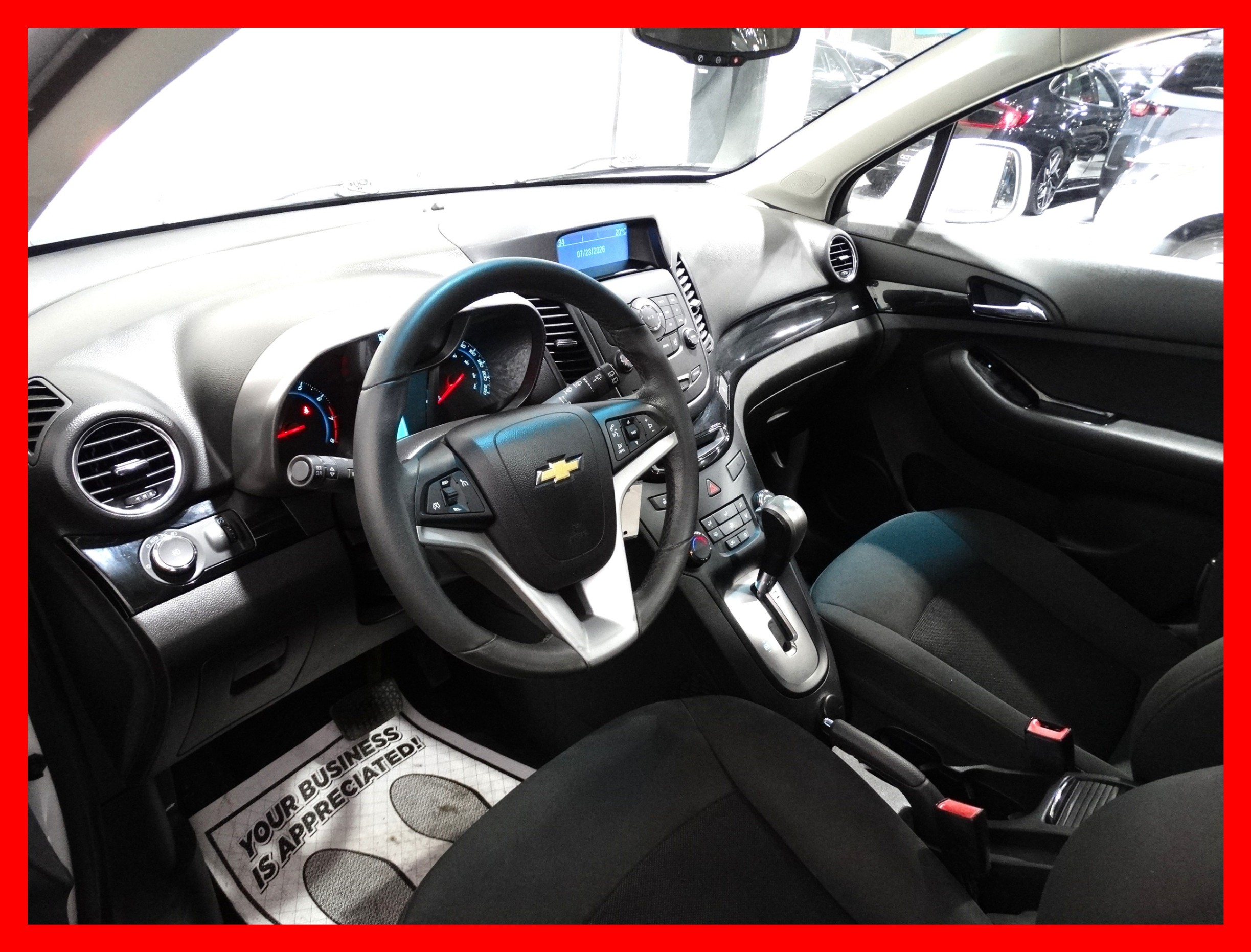 /carconnectiontoronto/2012-Chevrolet-Orlando-3215798450783447.jpg