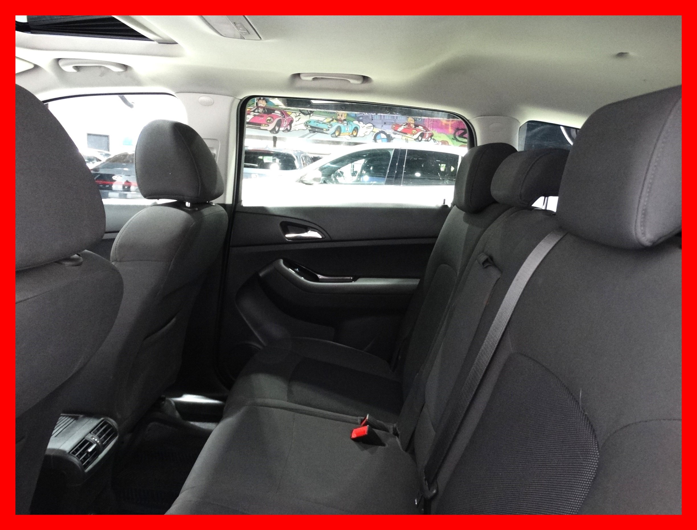 /carconnectiontoronto/2012-Chevrolet-Orlando-7412300738974986.jpg