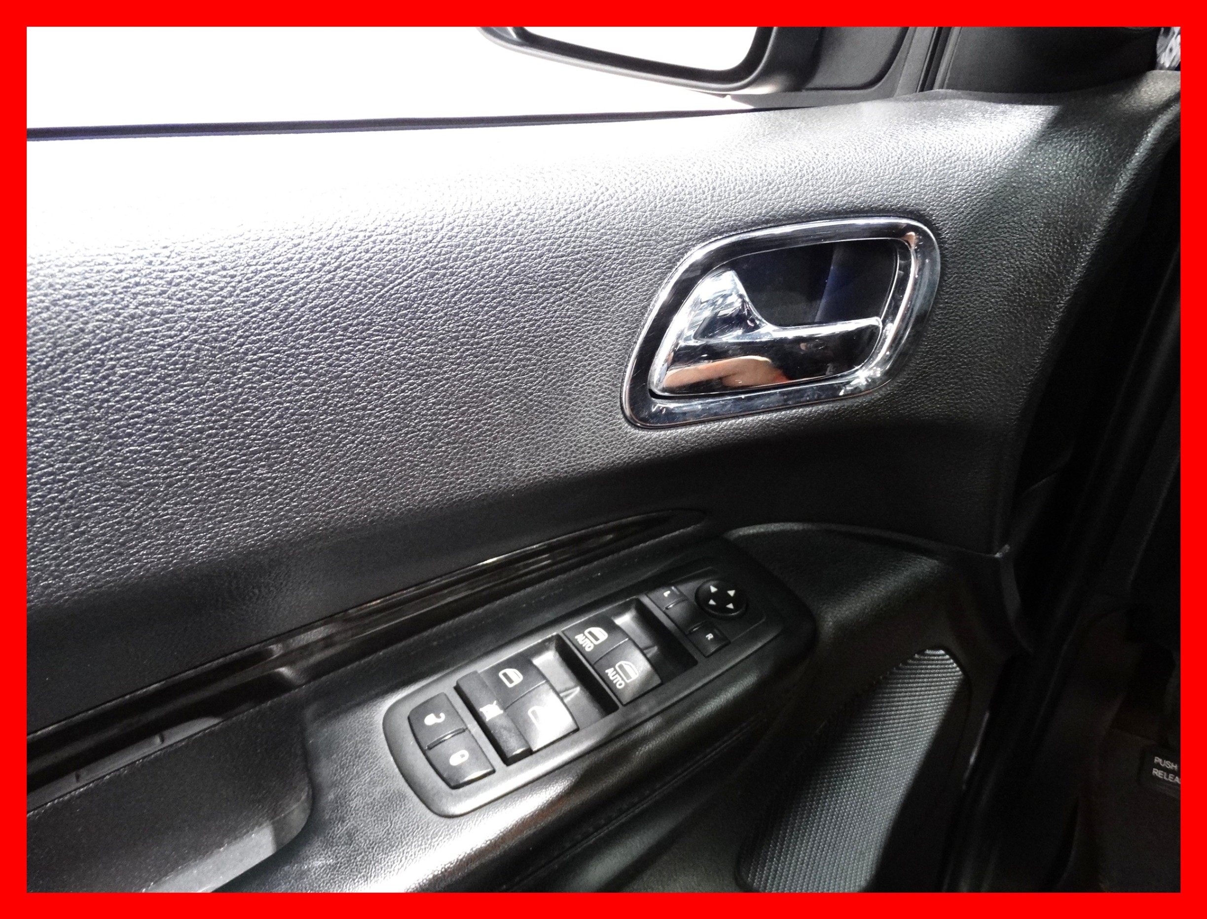 /carconnectiontoronto/2012-Dodge-Durango-005651176043553141.jpg