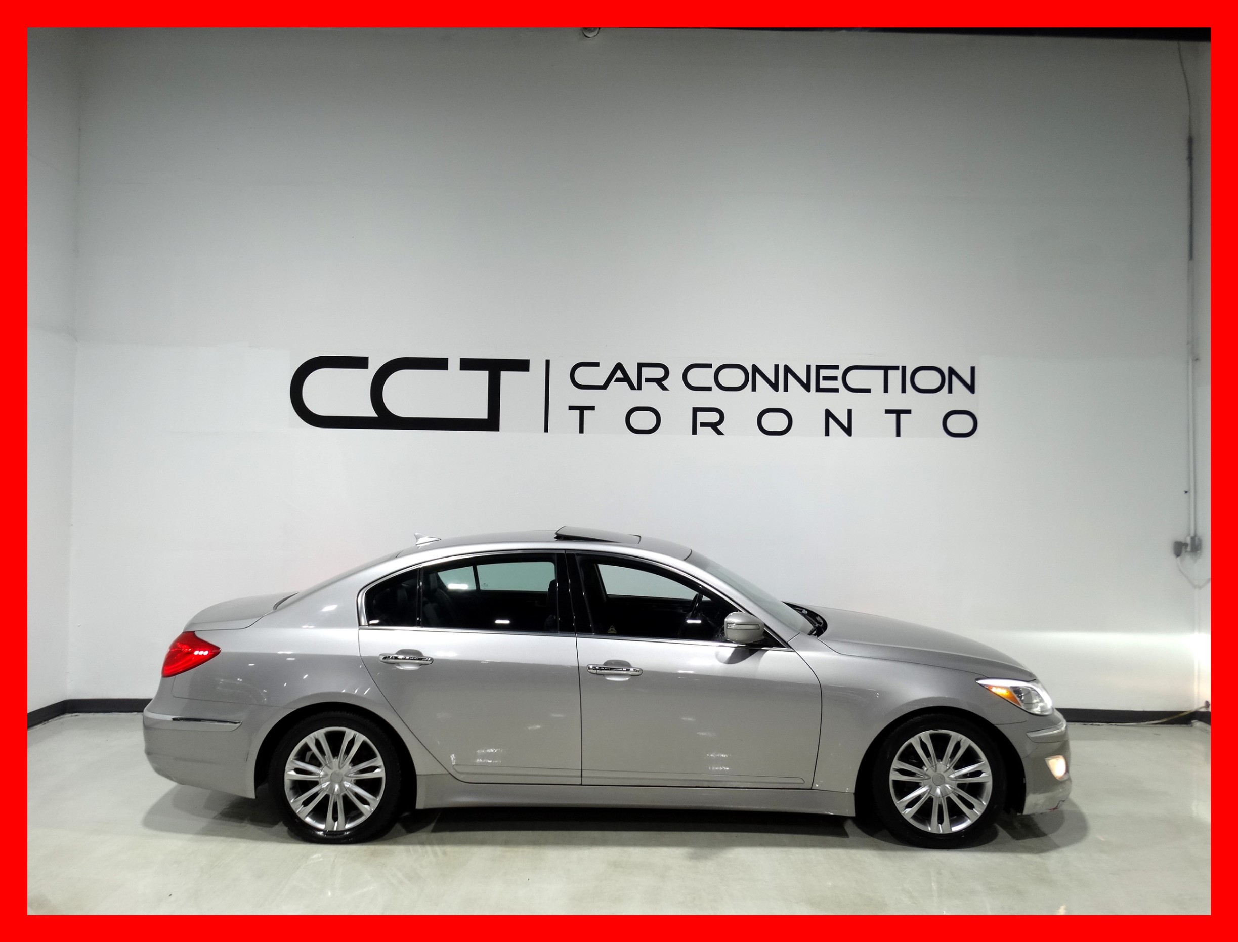/carconnectiontoronto/2012-Hyundai-Genesis-16453705157671106.jpg