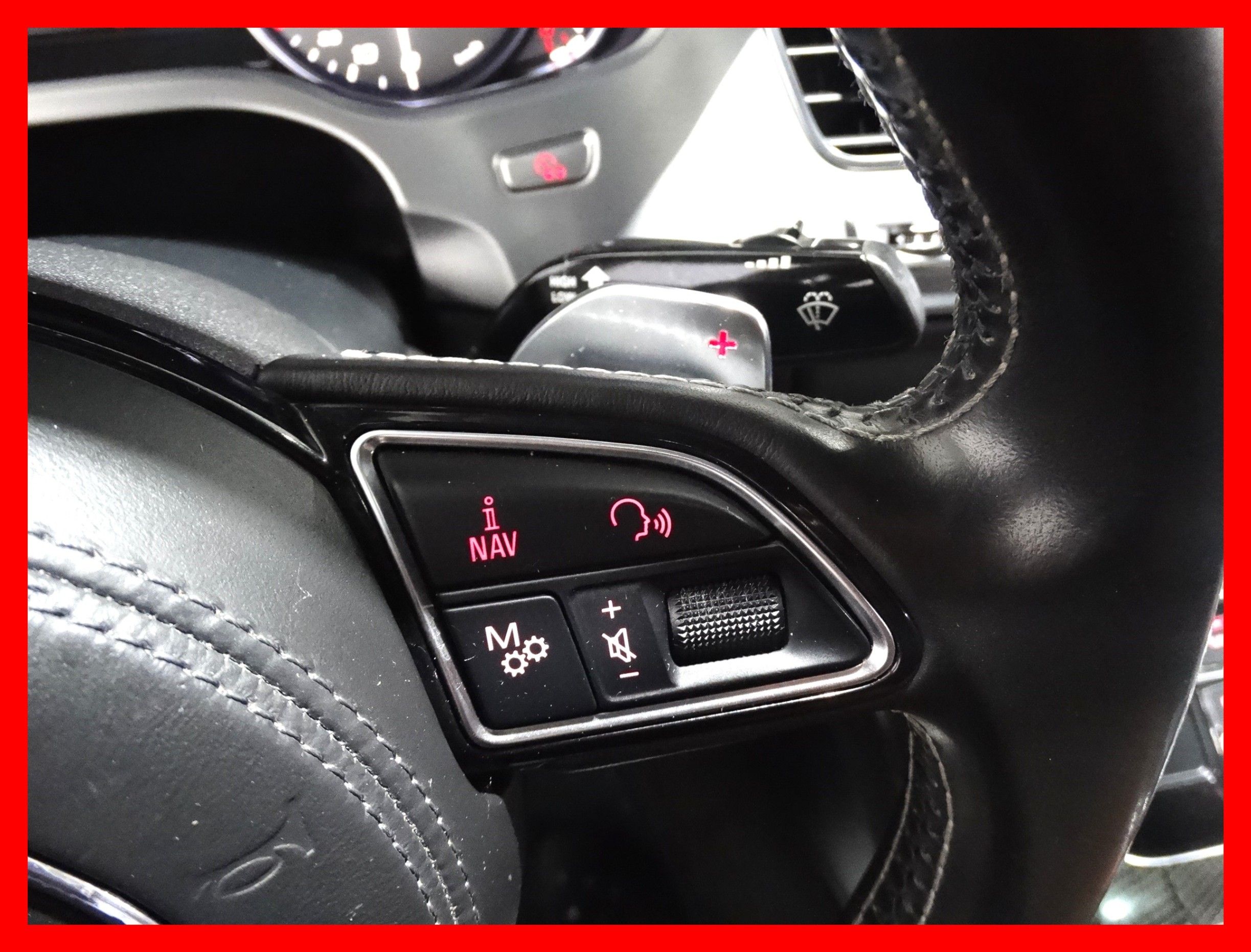 /carconnectiontoronto/2013-Audi-S8-4185818902650913.jpg